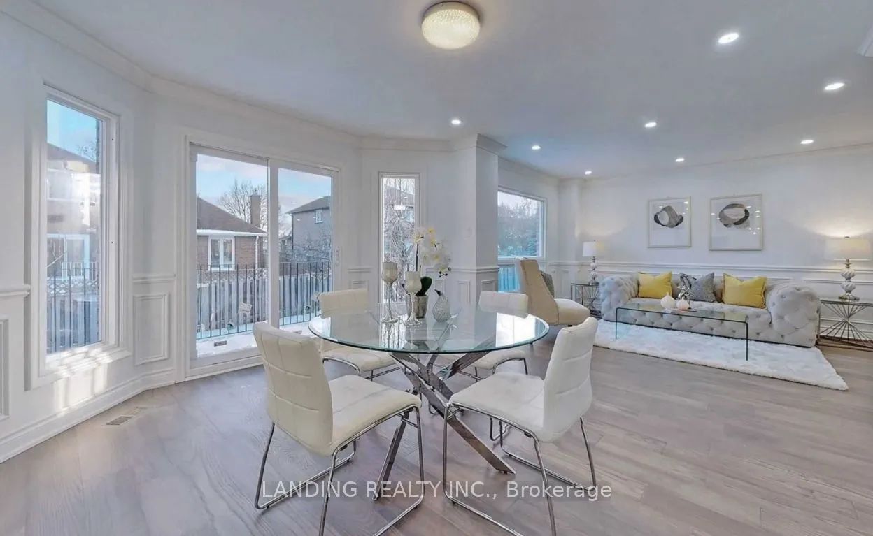 109 Highglen Avenue, #Main Floor