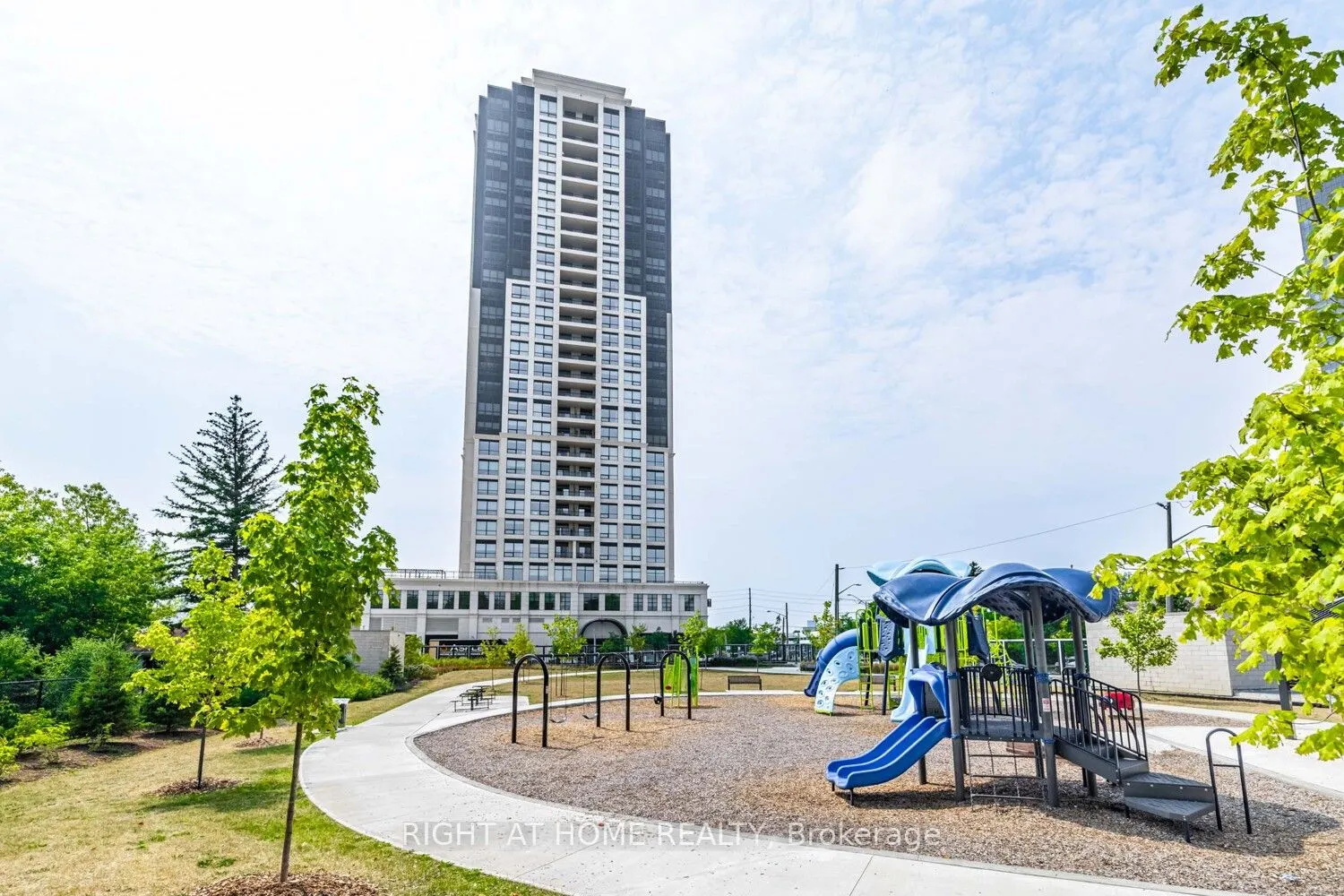 1 Grandview Avenue, #1207