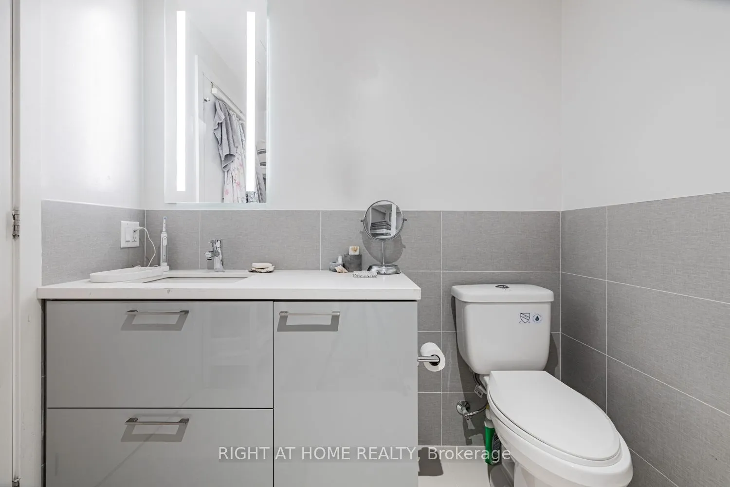 1 Grandview Avenue, #1207