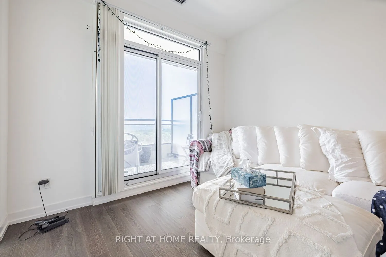 1 Grandview Avenue, #1207