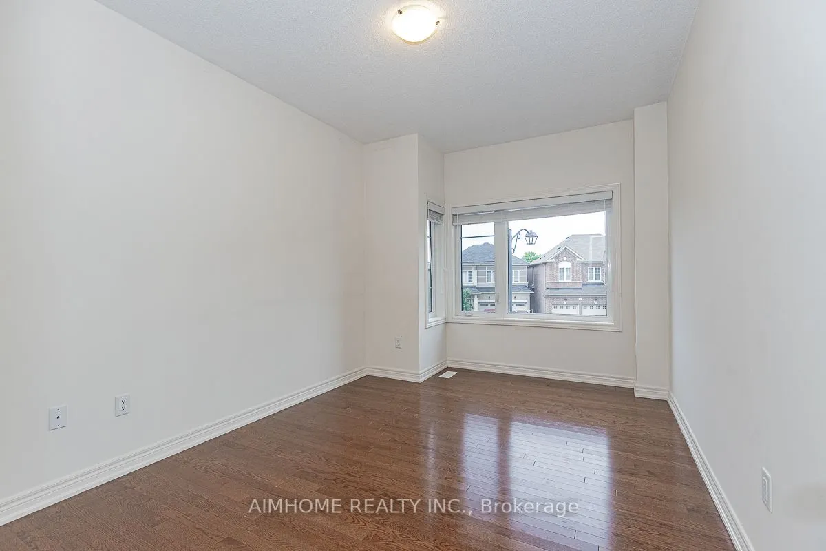 99 Chouinard Way