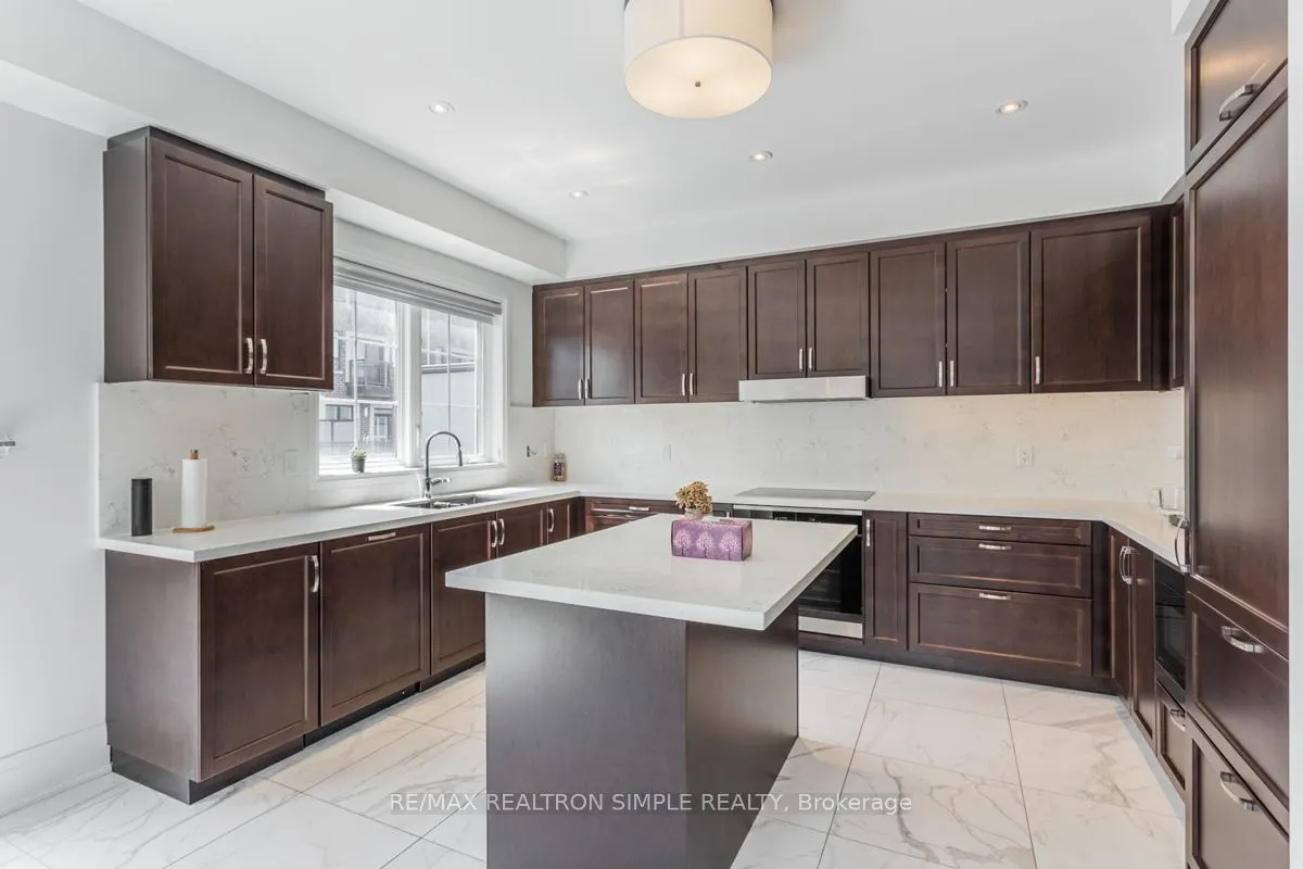 16 American Elm Way, #45