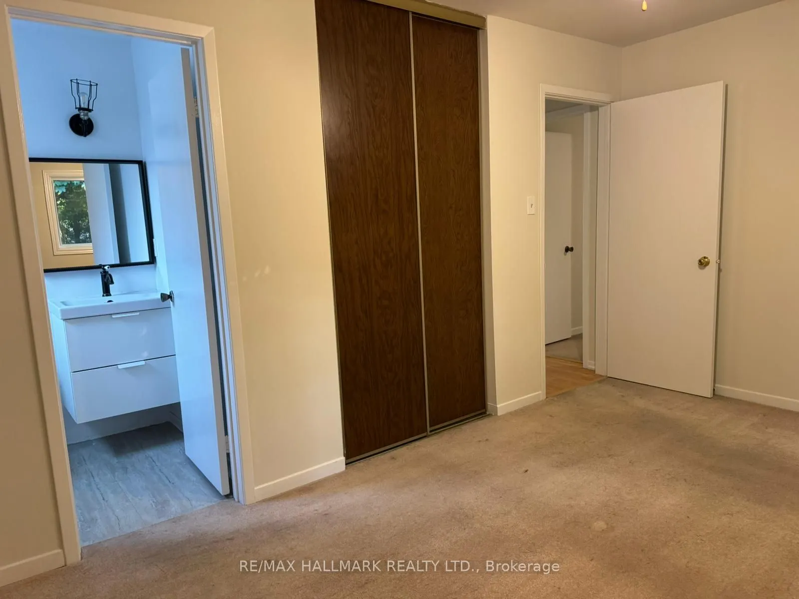 52 Nisbet Drive