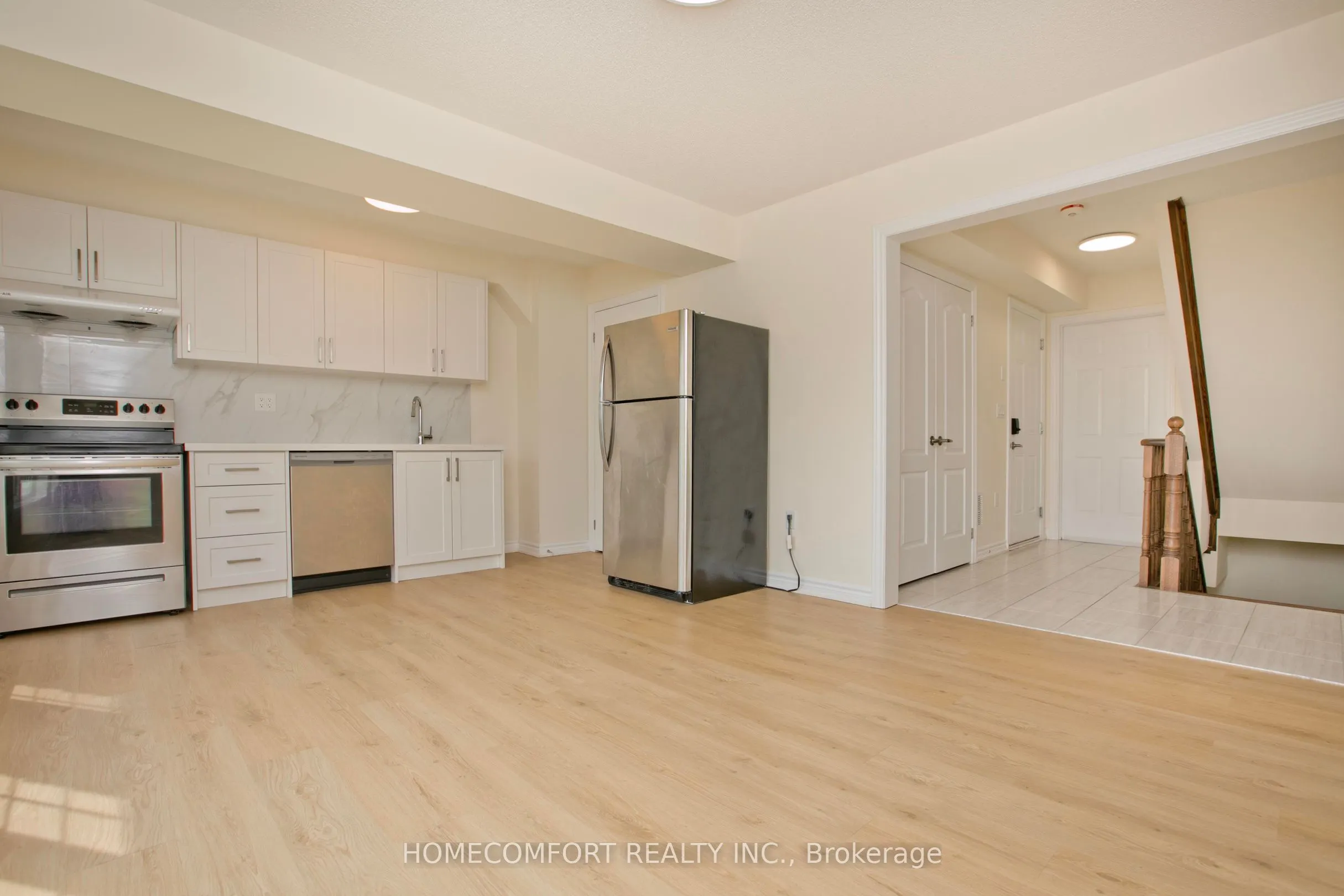 9 Milbourne Lane