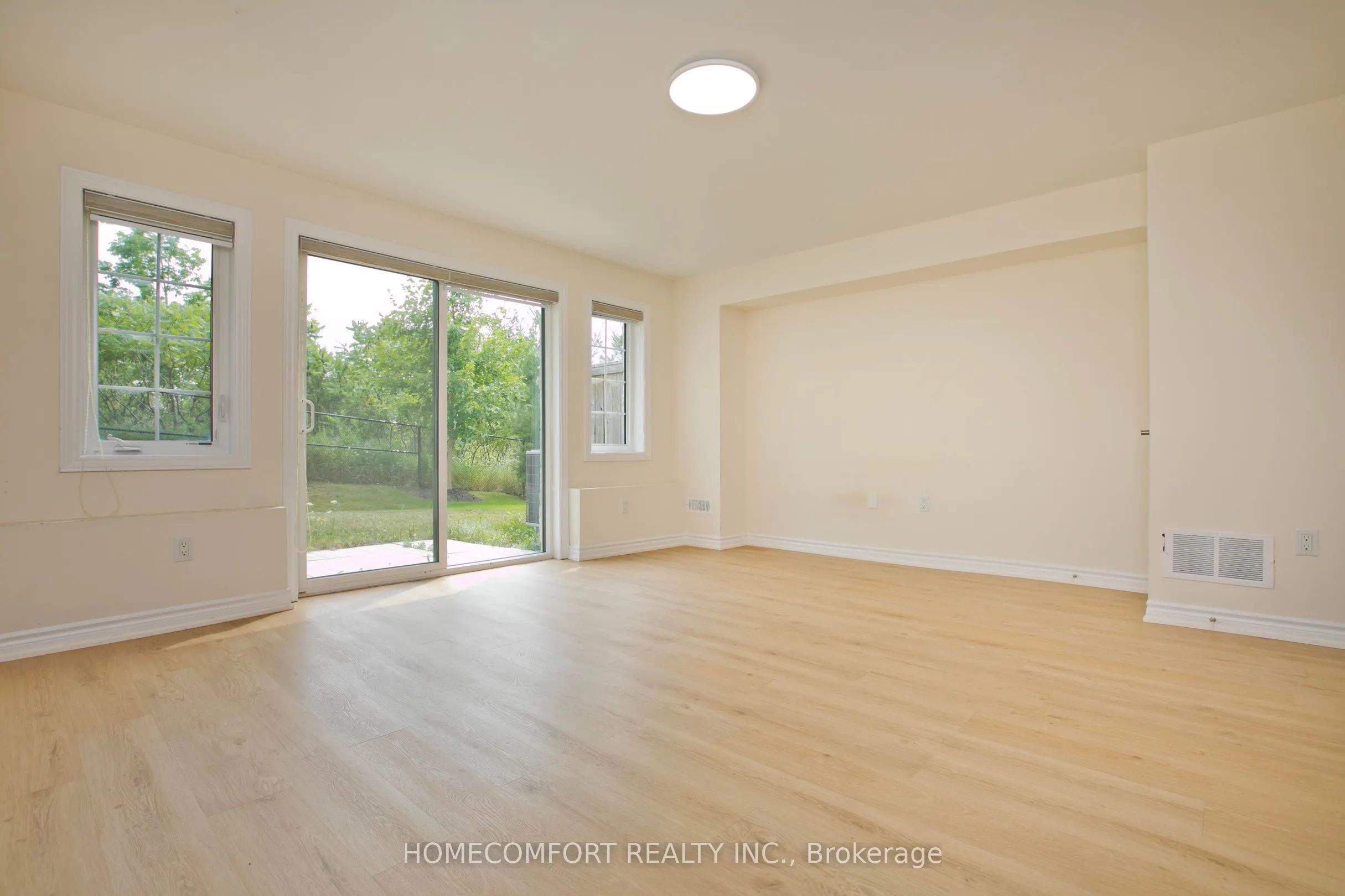 9 Milbourne Lane