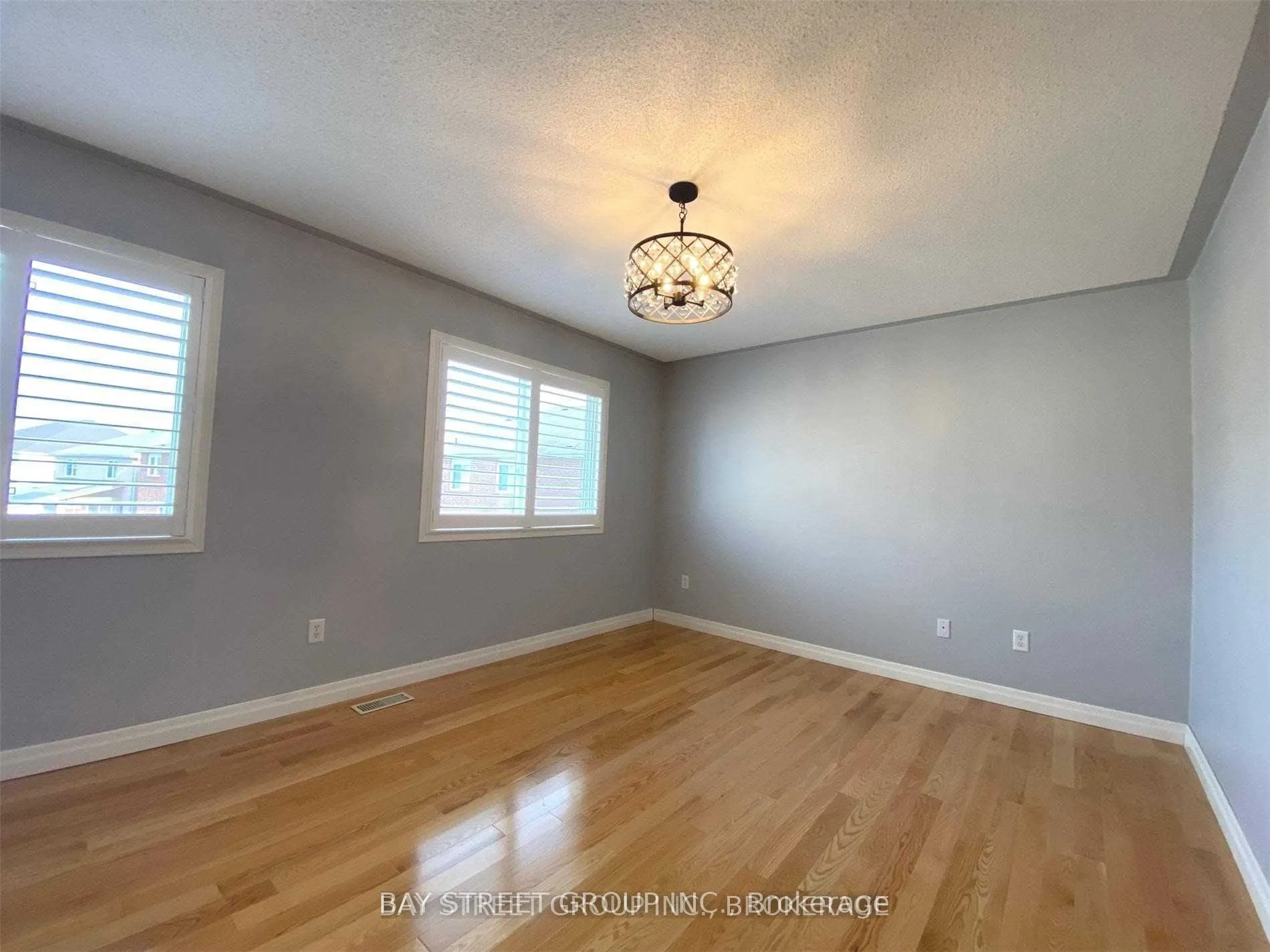 68 Hiram Johnson Road