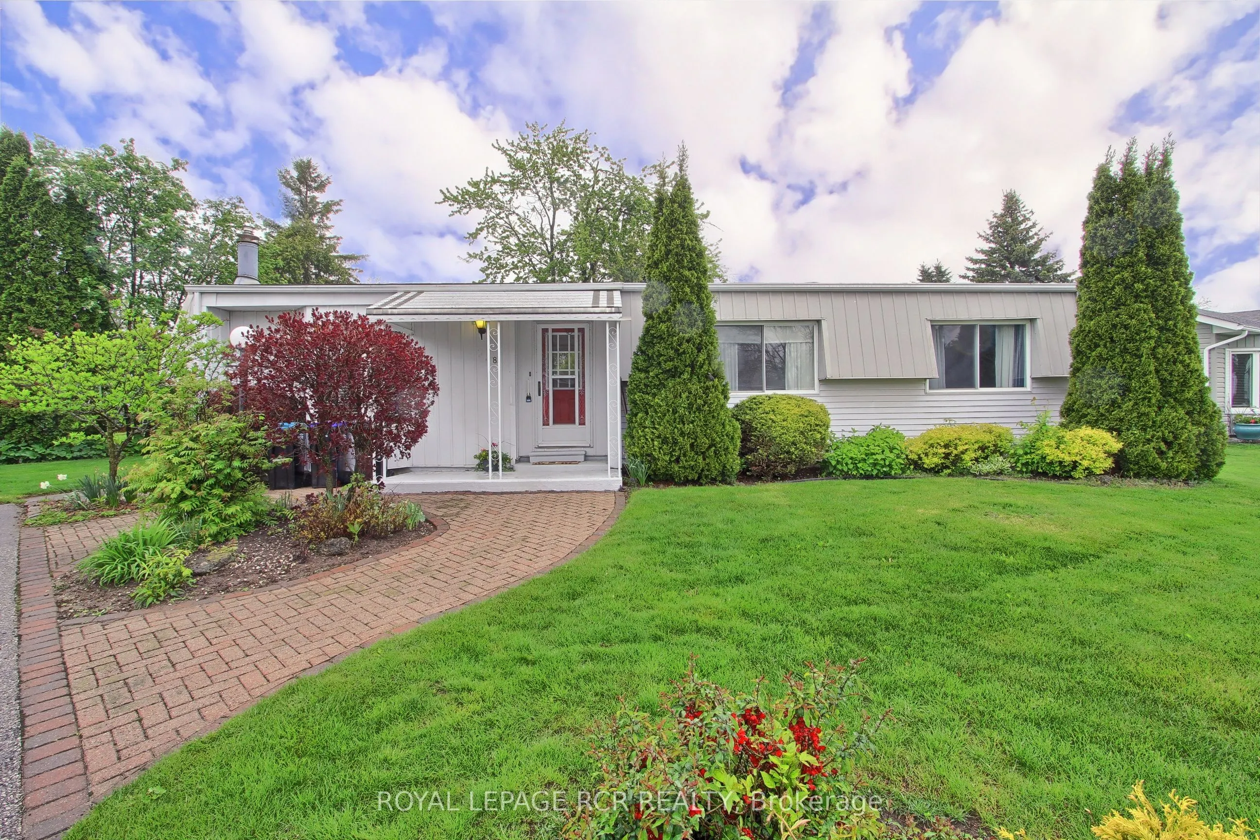 8 Carmans Cove