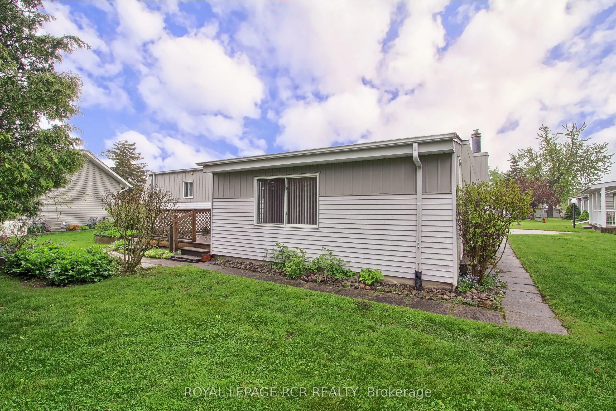 8 Carmans Cove
