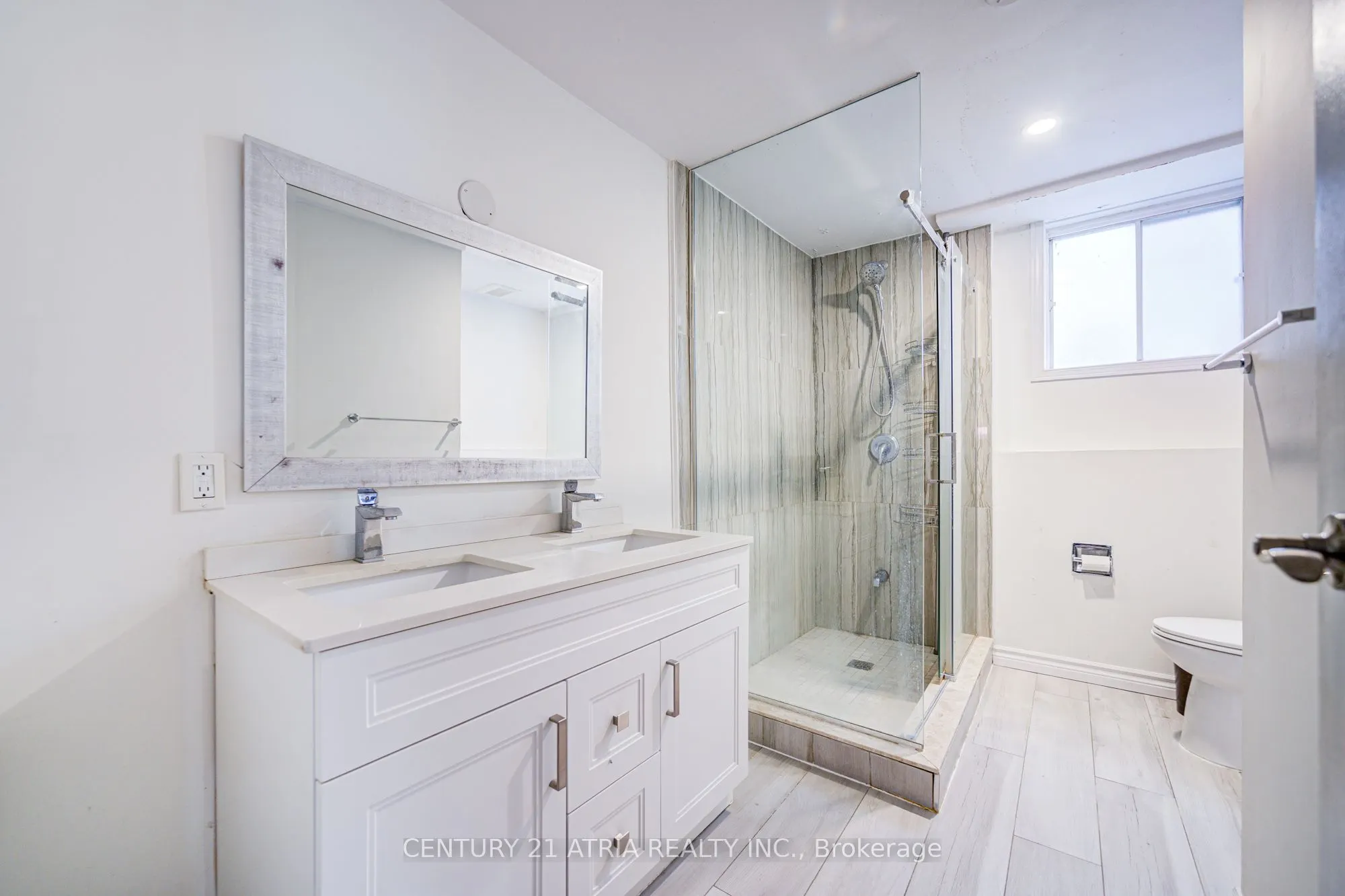 113 Oak Avenue, #Basement