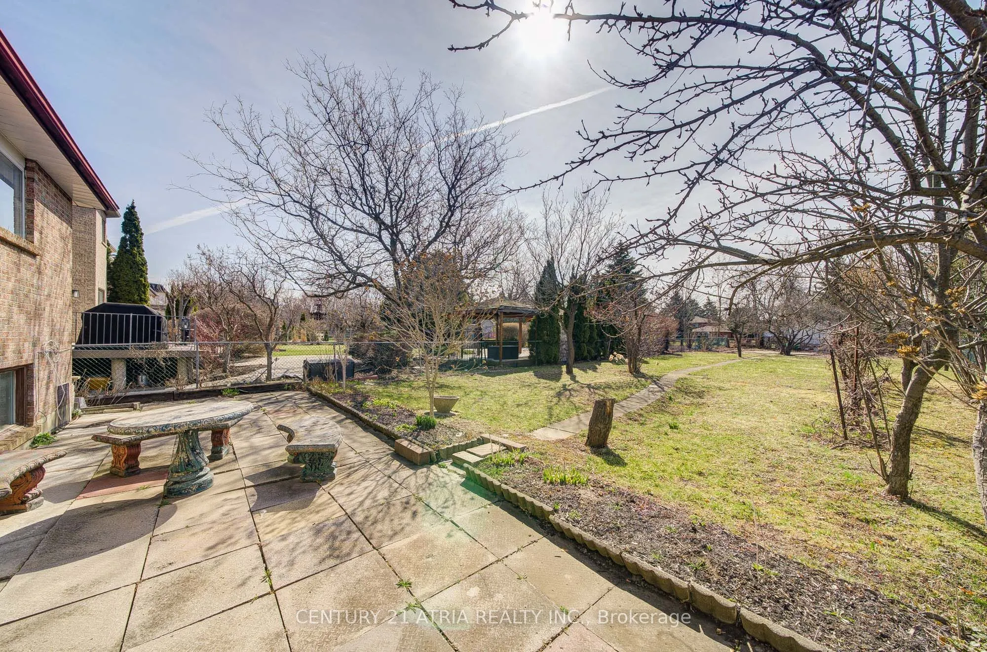 113 Oak Avenue, #Basement