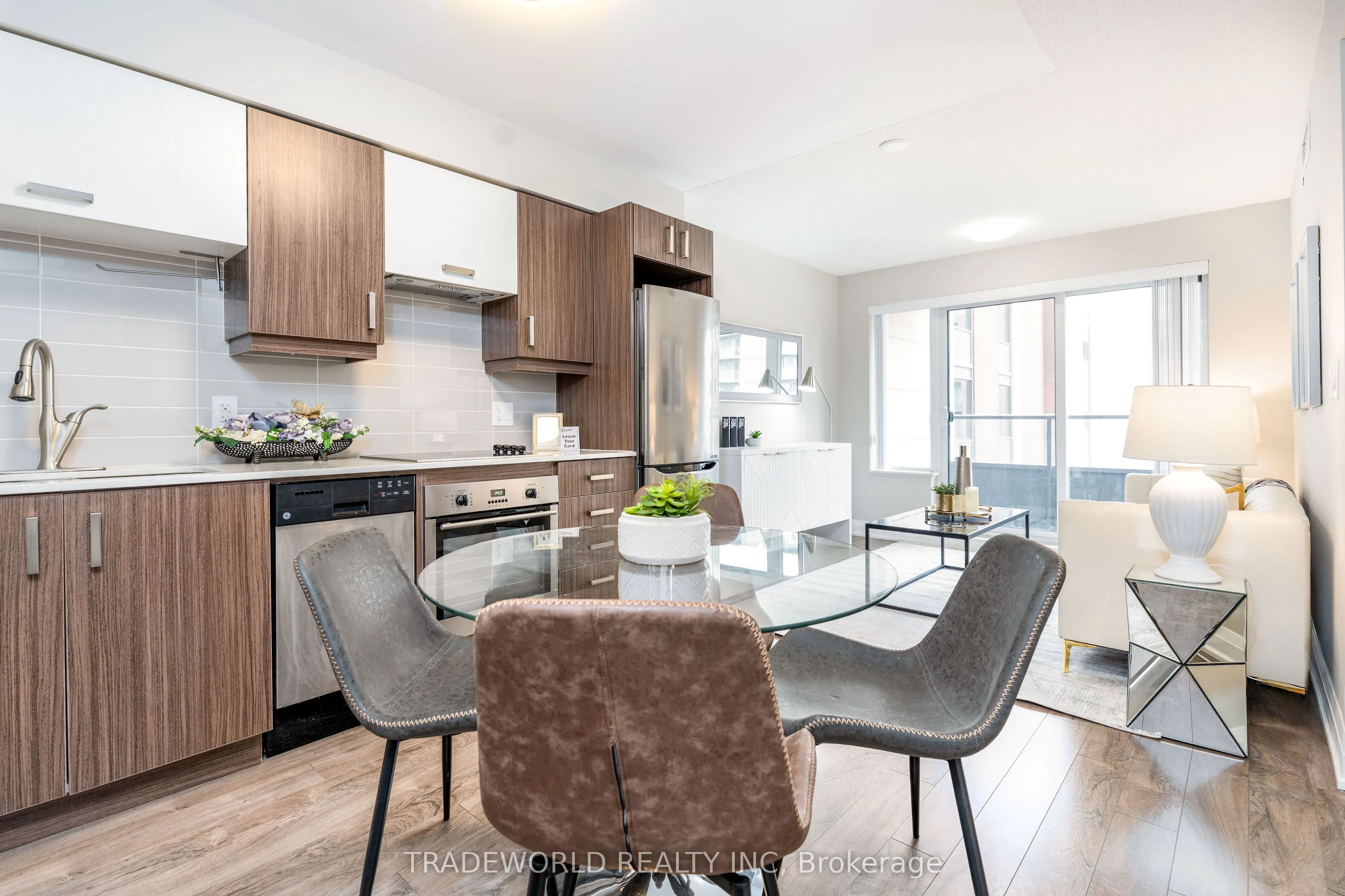 18 Uptown Drive, #631