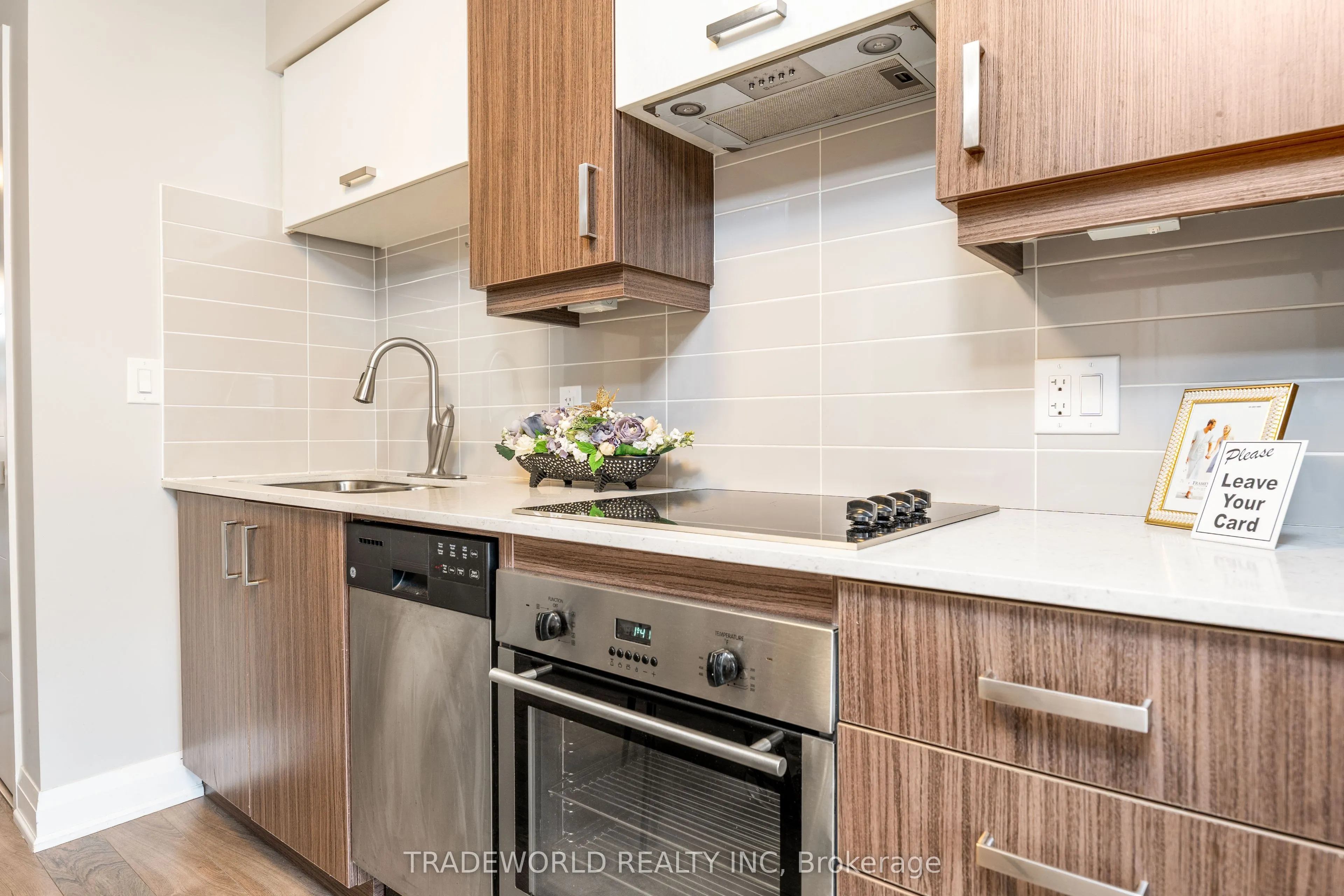 18 Uptown Drive, #631