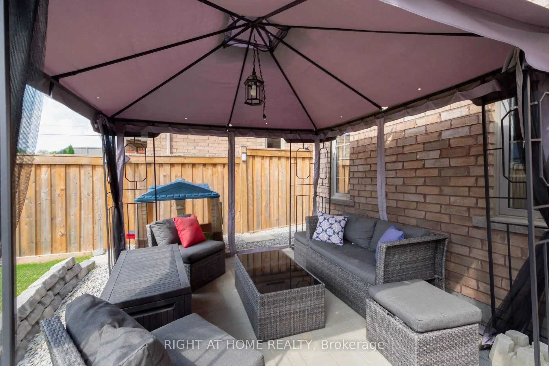 5 Pridham Place