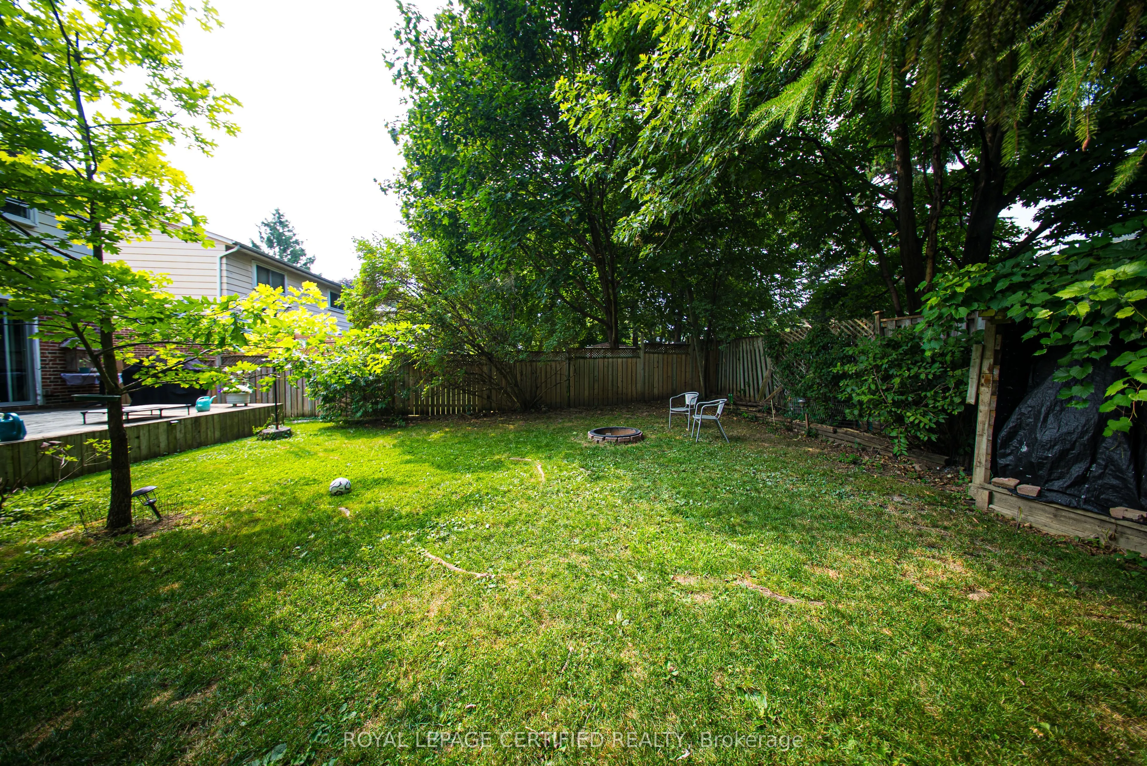 386 Handley Crescent