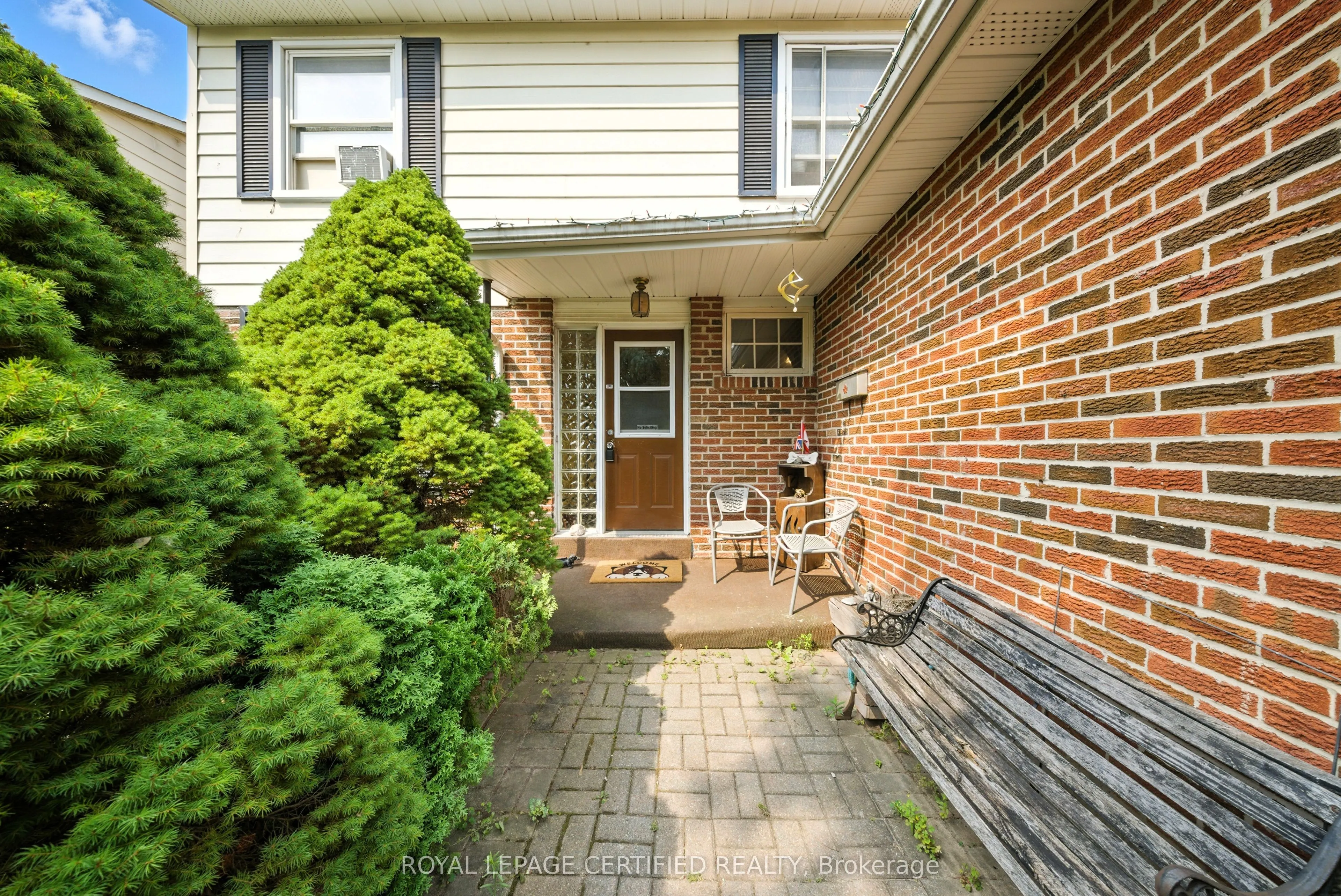 386 Handley Crescent