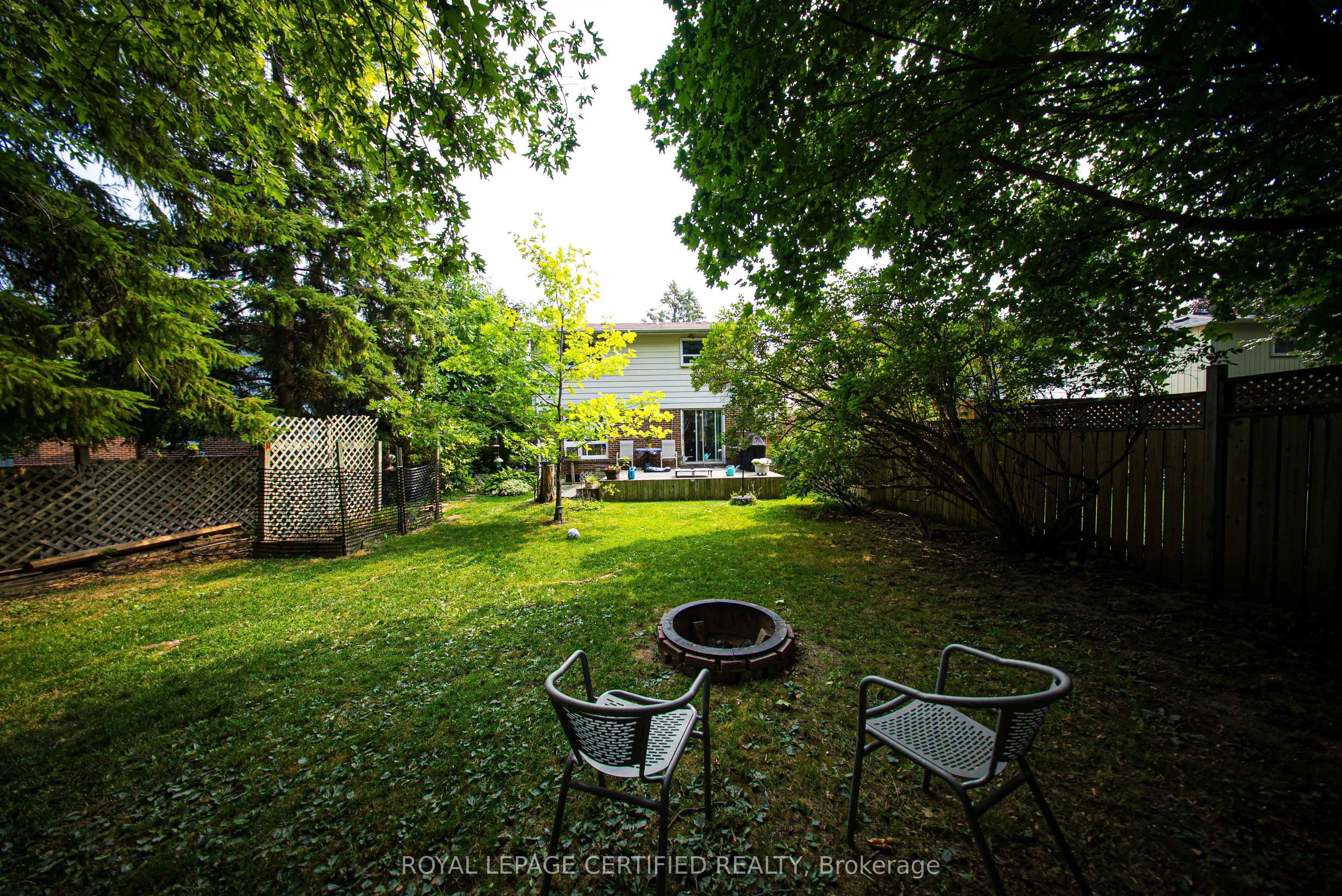 386 Handley Crescent