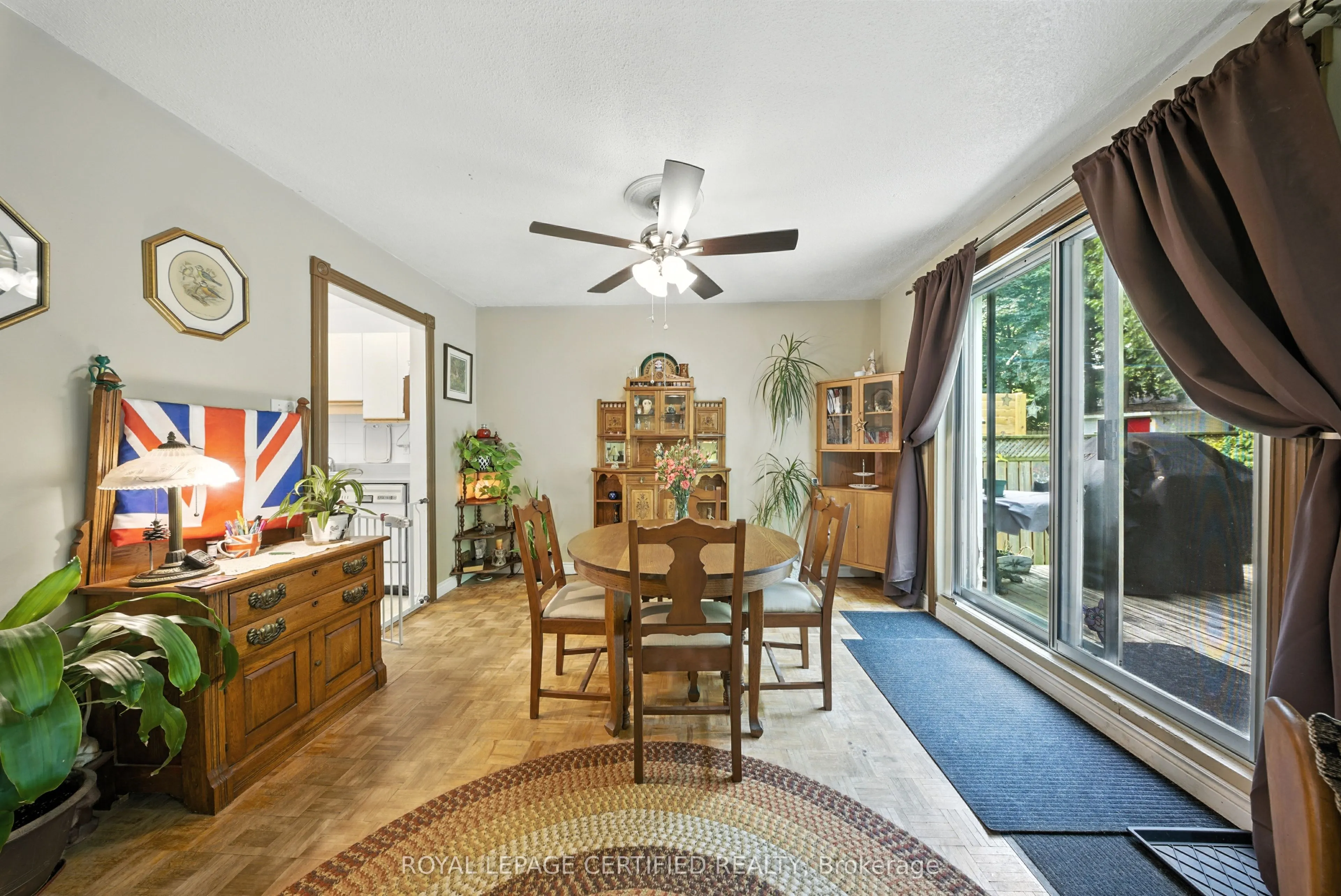 386 Handley Crescent