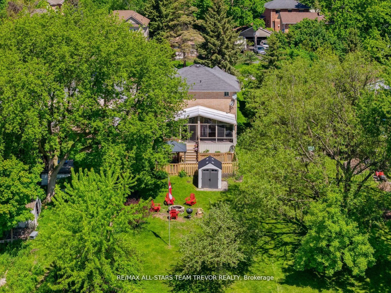 31 Riveredge Drive