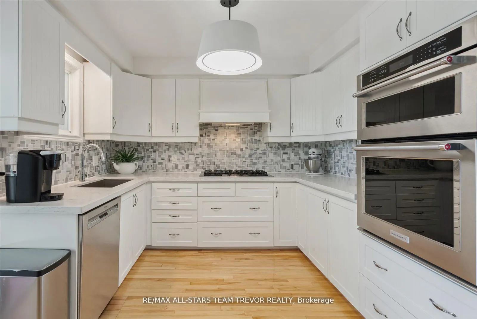 31 Riveredge Drive