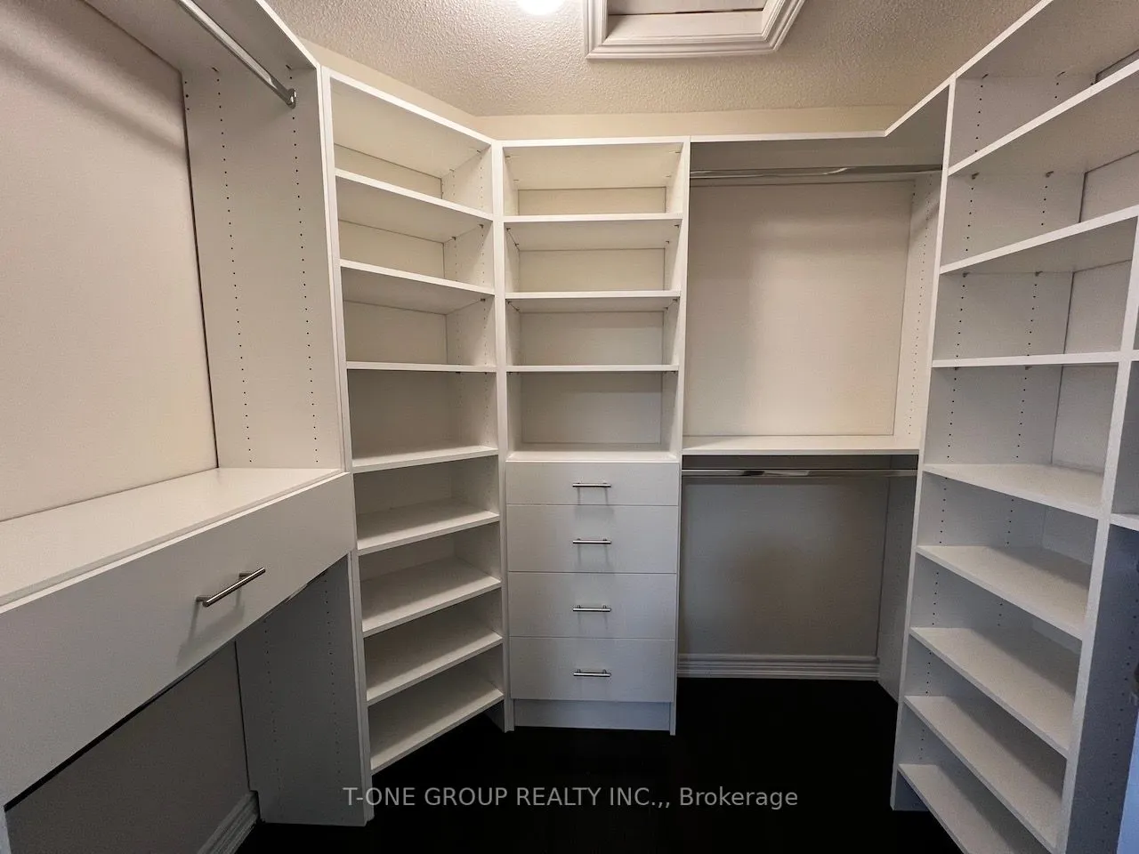 1 Timna Crescent