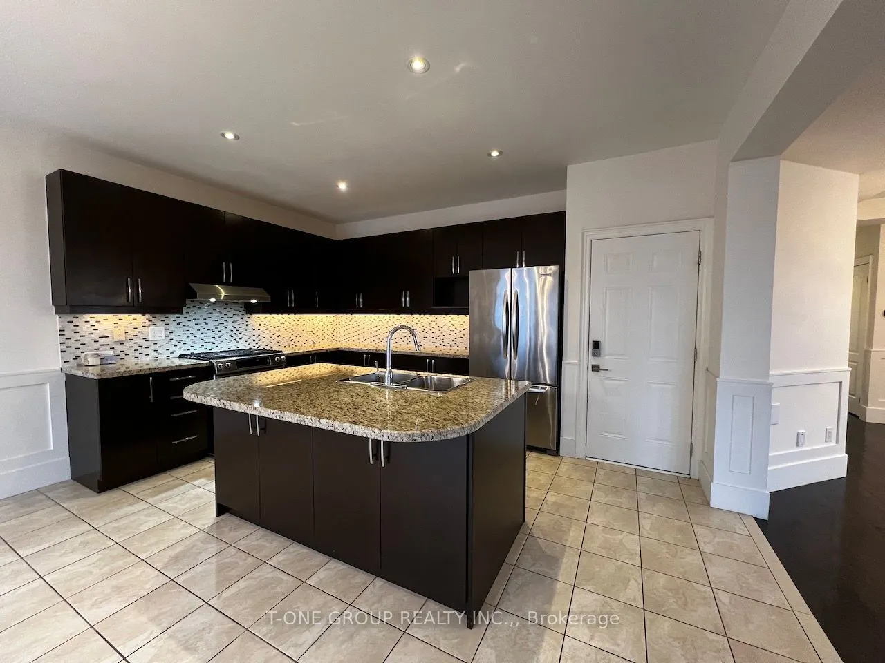 1 Timna Crescent