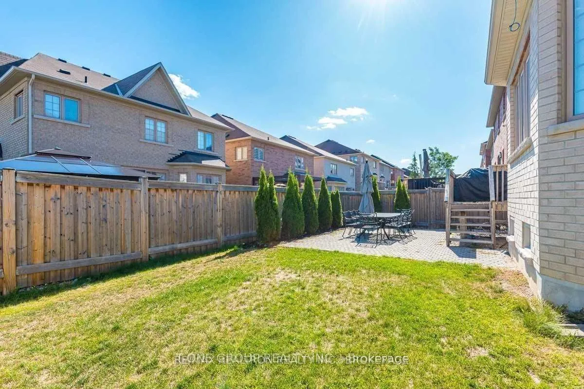 1 Timna Crescent
