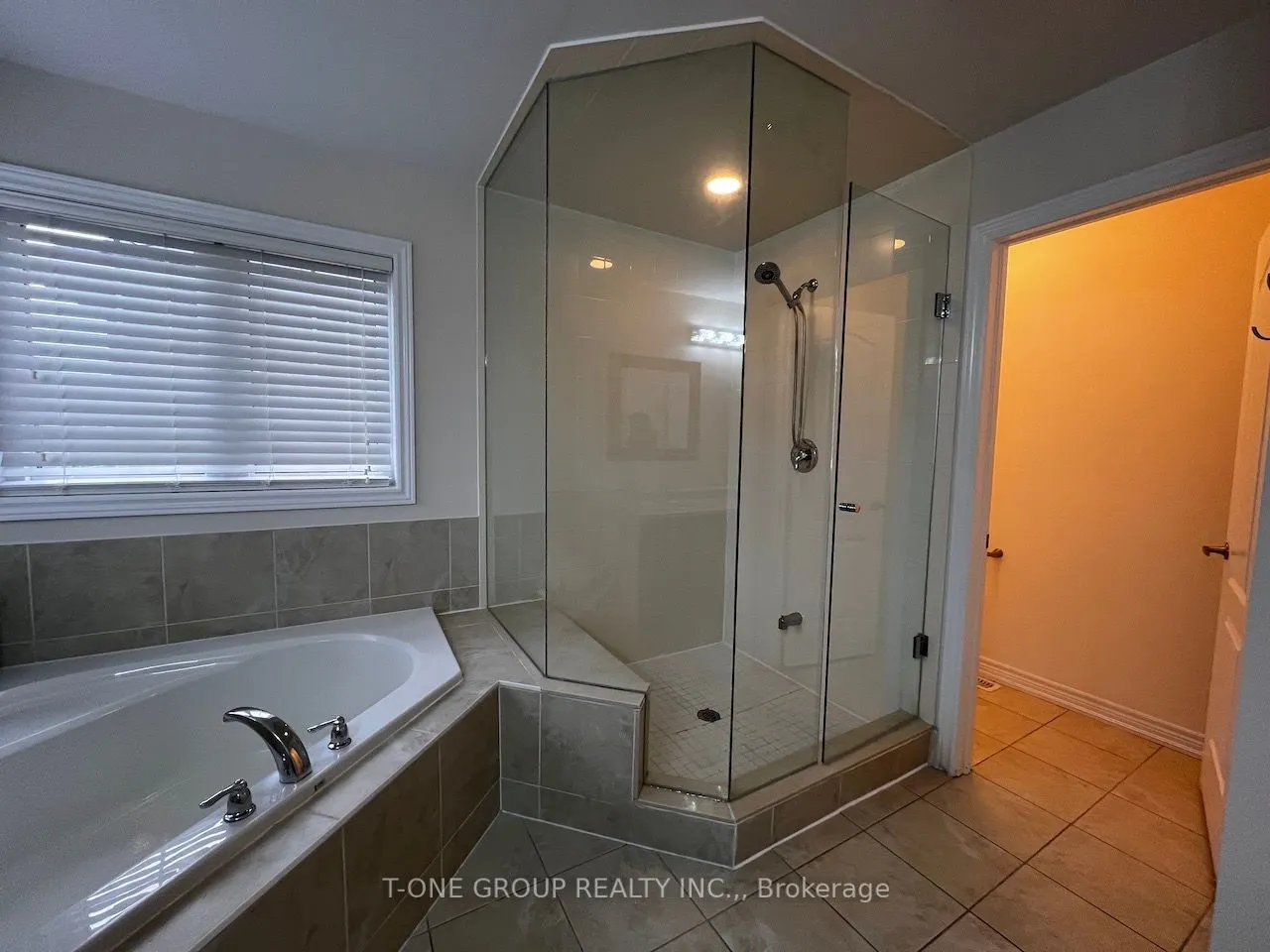 1 Timna Crescent