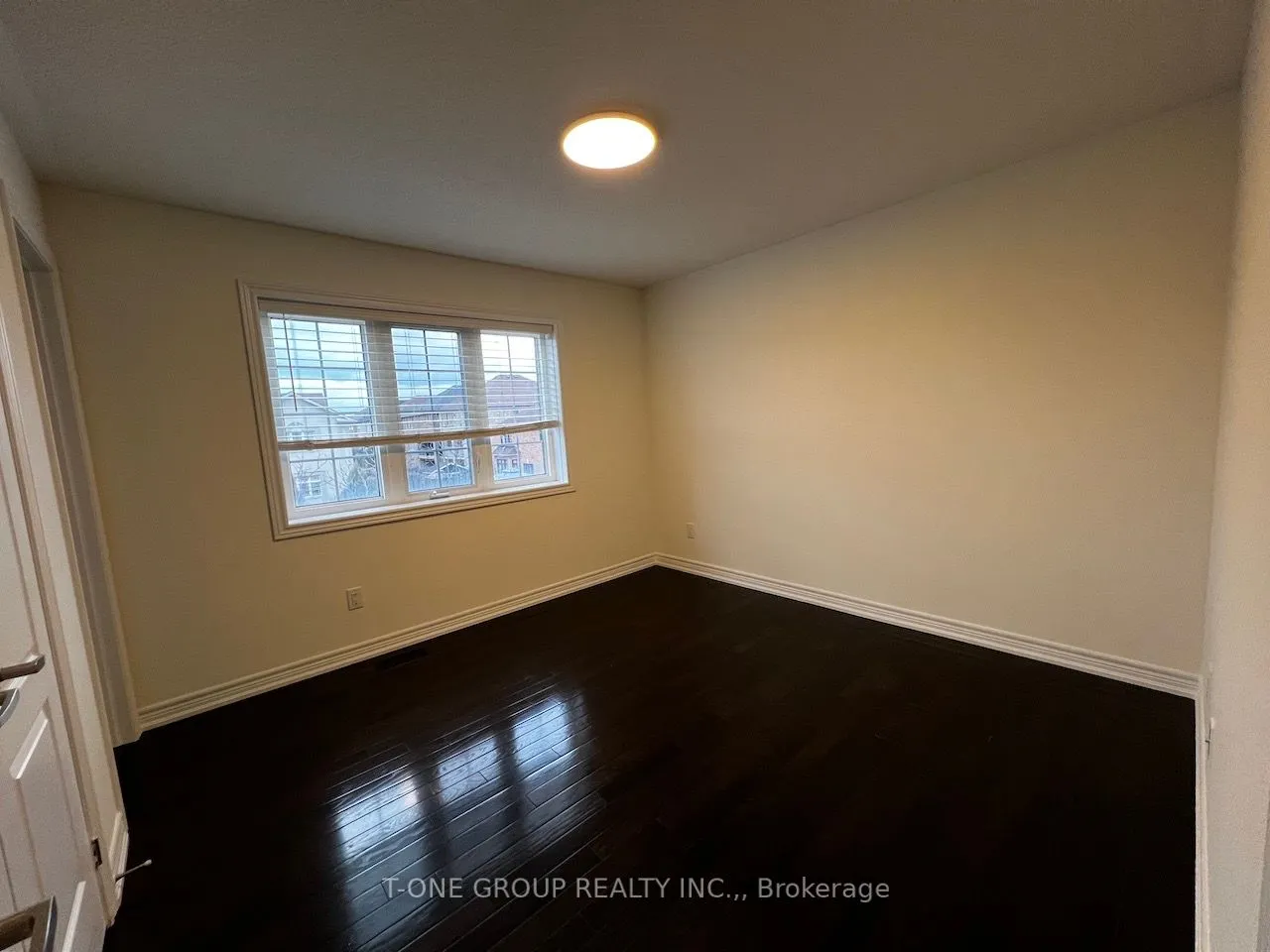 1 Timna Crescent