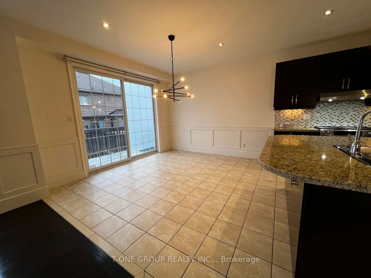1 Timna Crescent