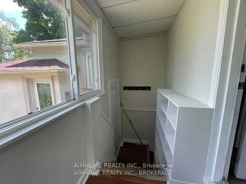 75 Harding Boulevard