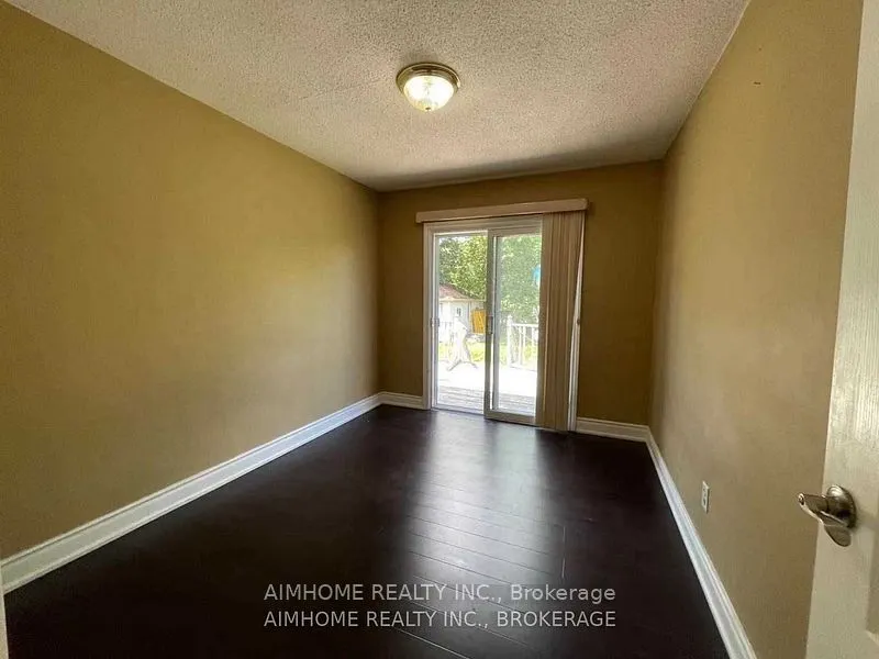 75 Harding Boulevard