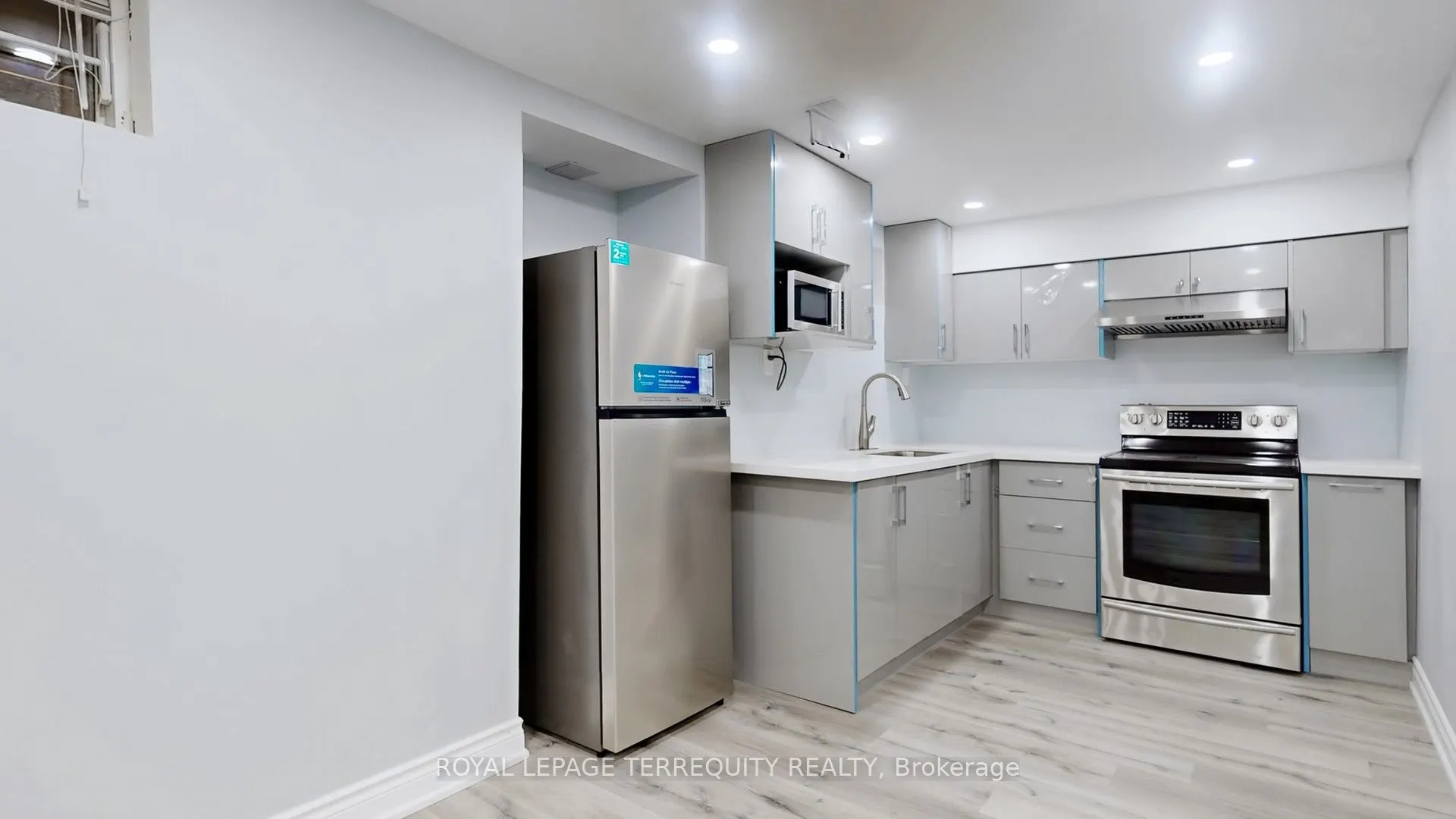 31 Chalone Crescent