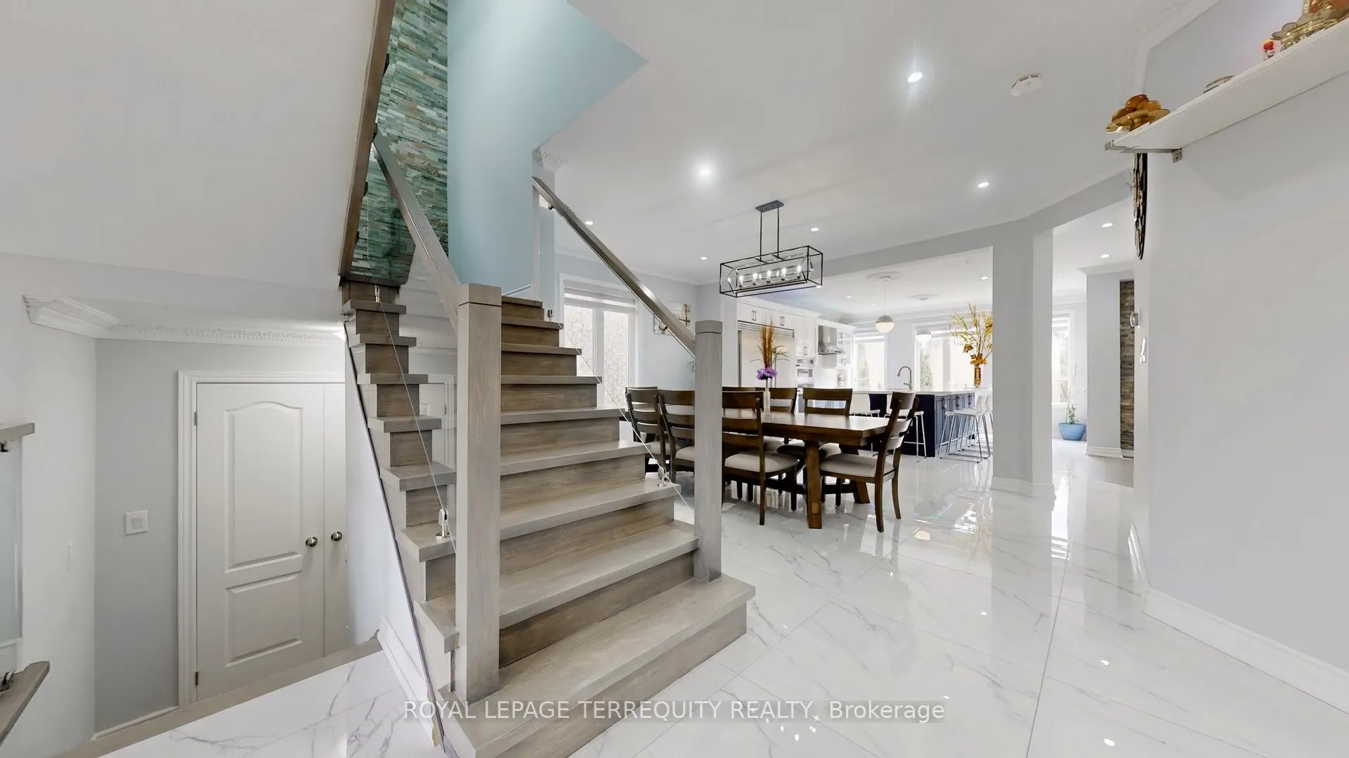 31 Chalone Crescent