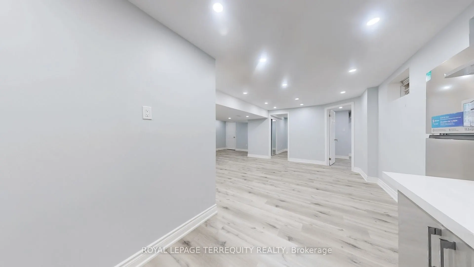 31 Chalone Crescent