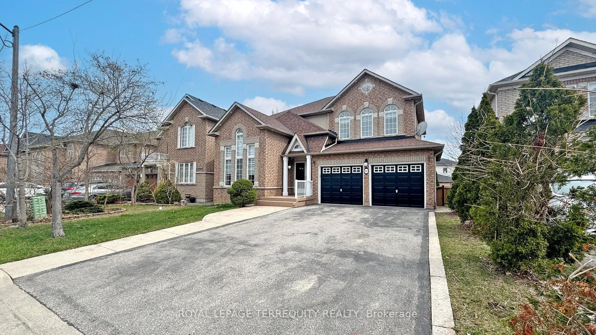 31 Chalone Crescent