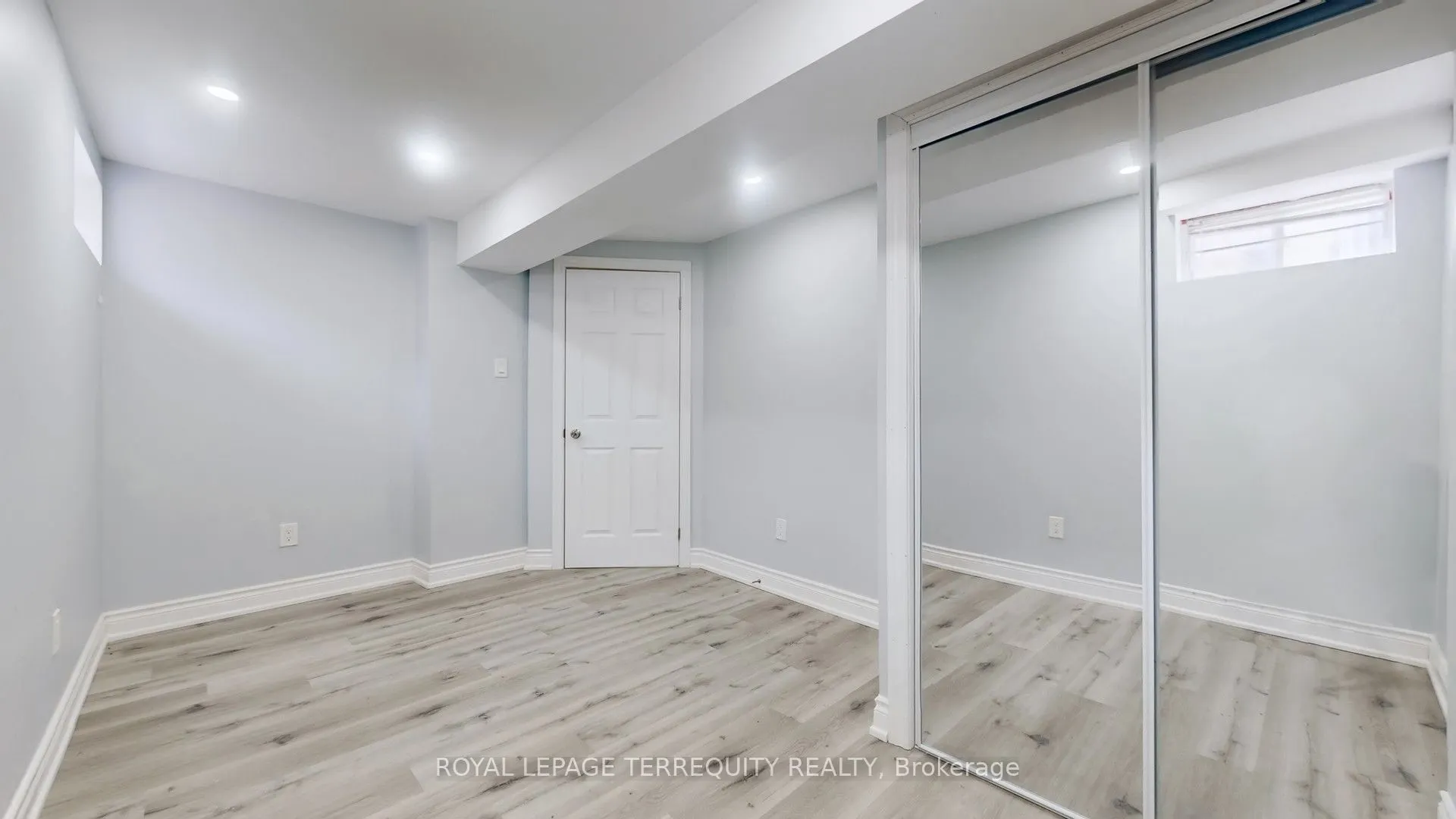 31 Chalone Crescent