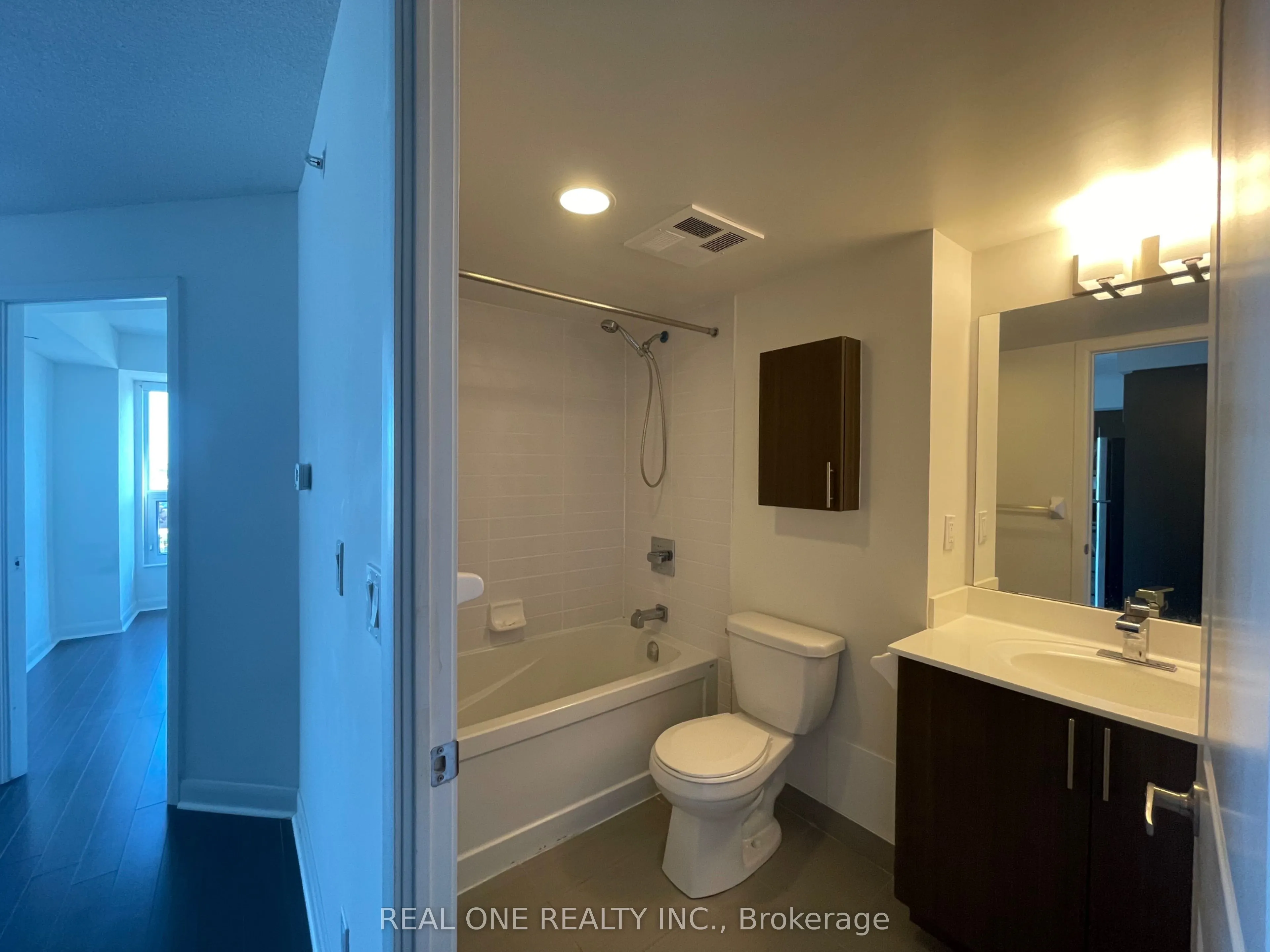 75 Norman Bethune Avenue, #814
