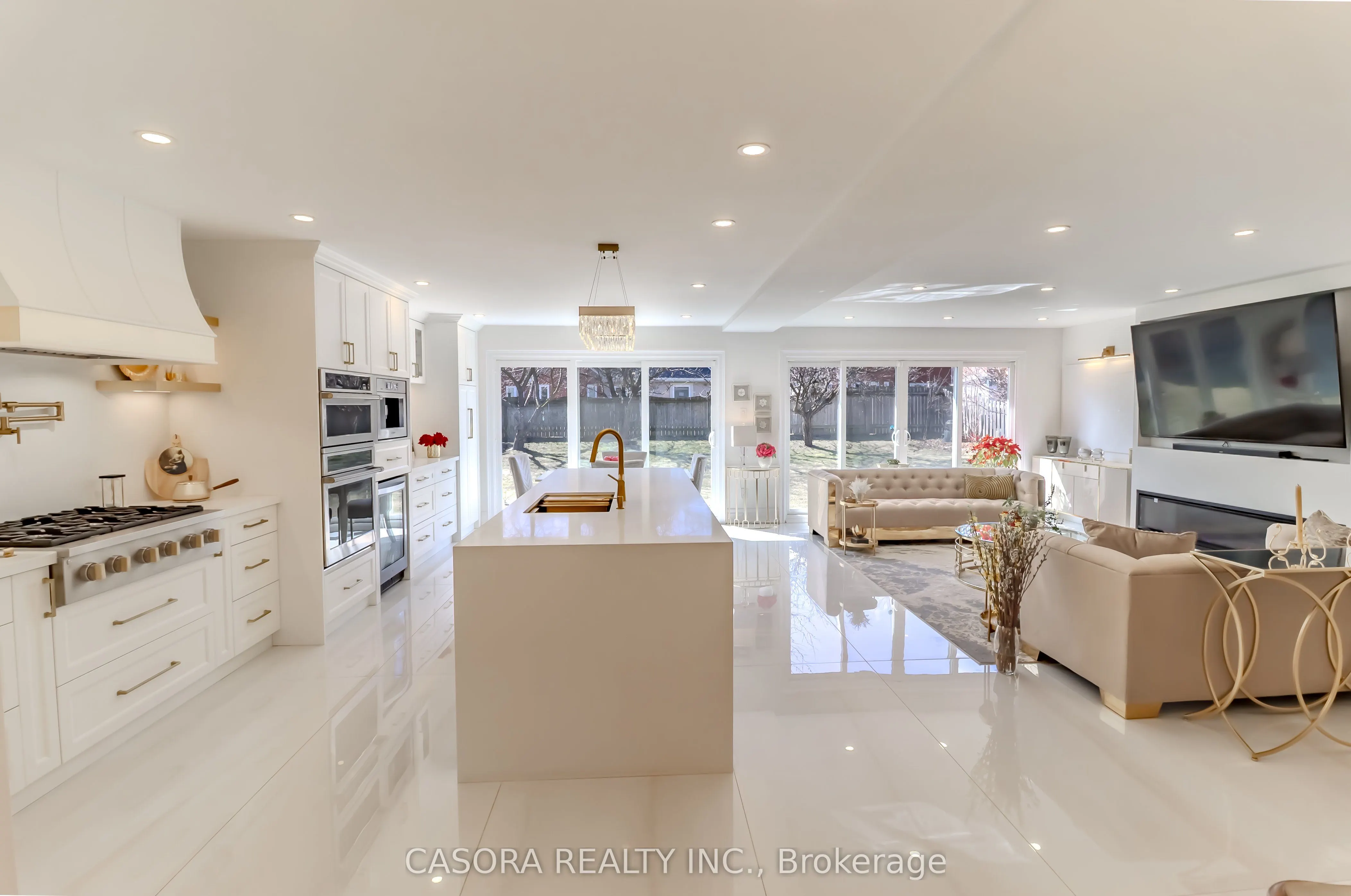 2A Chiltern Hill