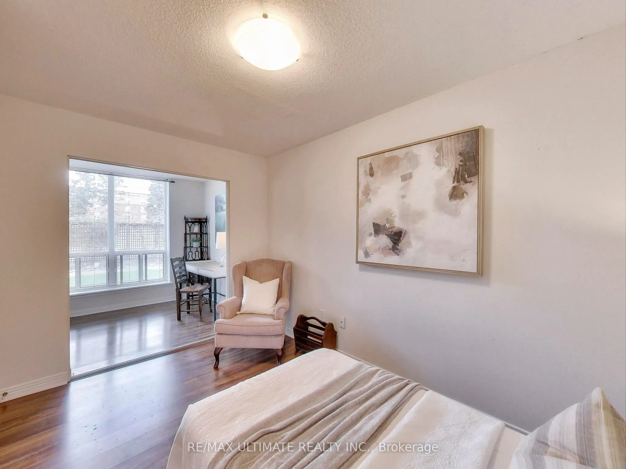 30 Wilson Street, #101