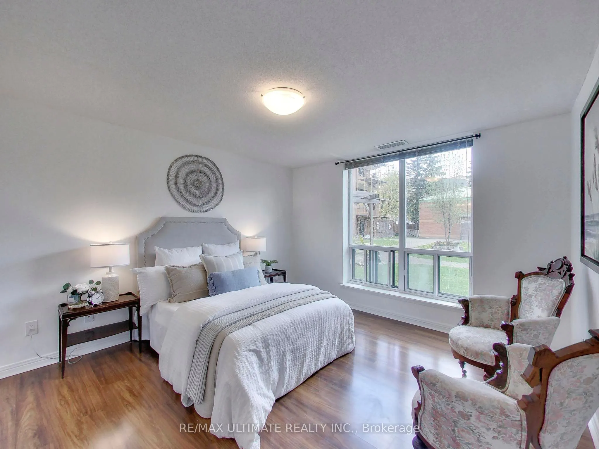 30 Wilson Street, #101