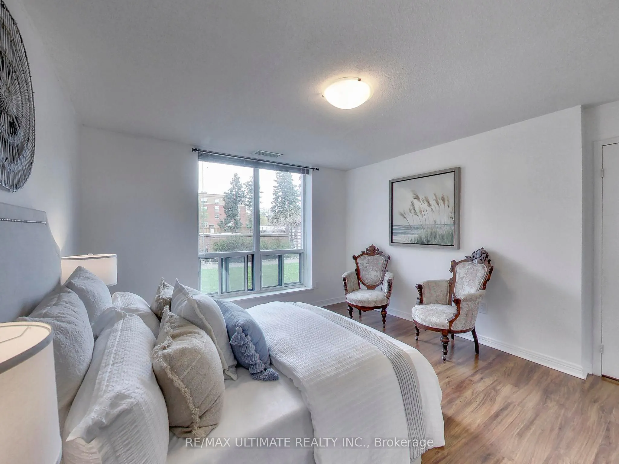 30 Wilson Street, #101