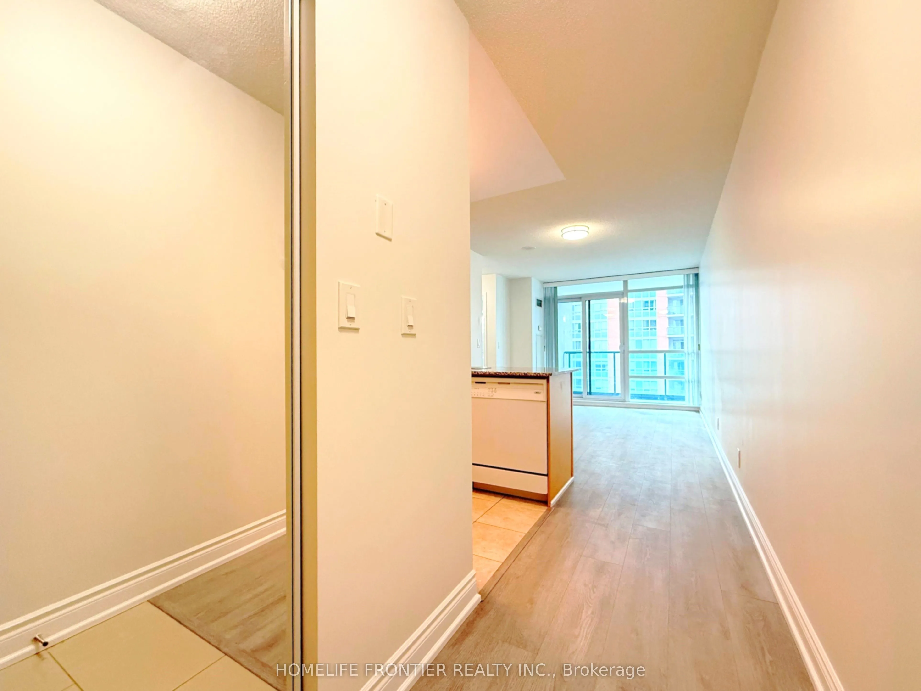 55 South Town Centre Boulevard, #705