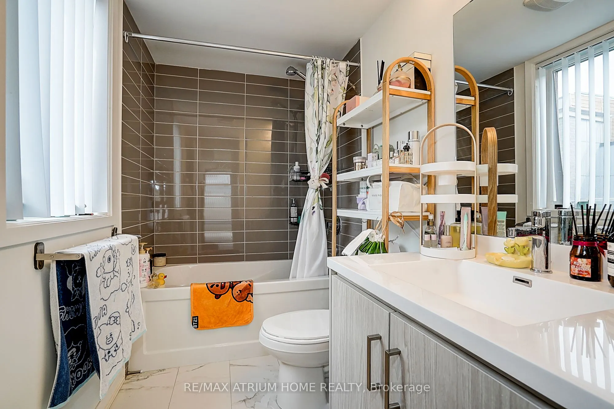11 Honeycrisp Crescent, #14