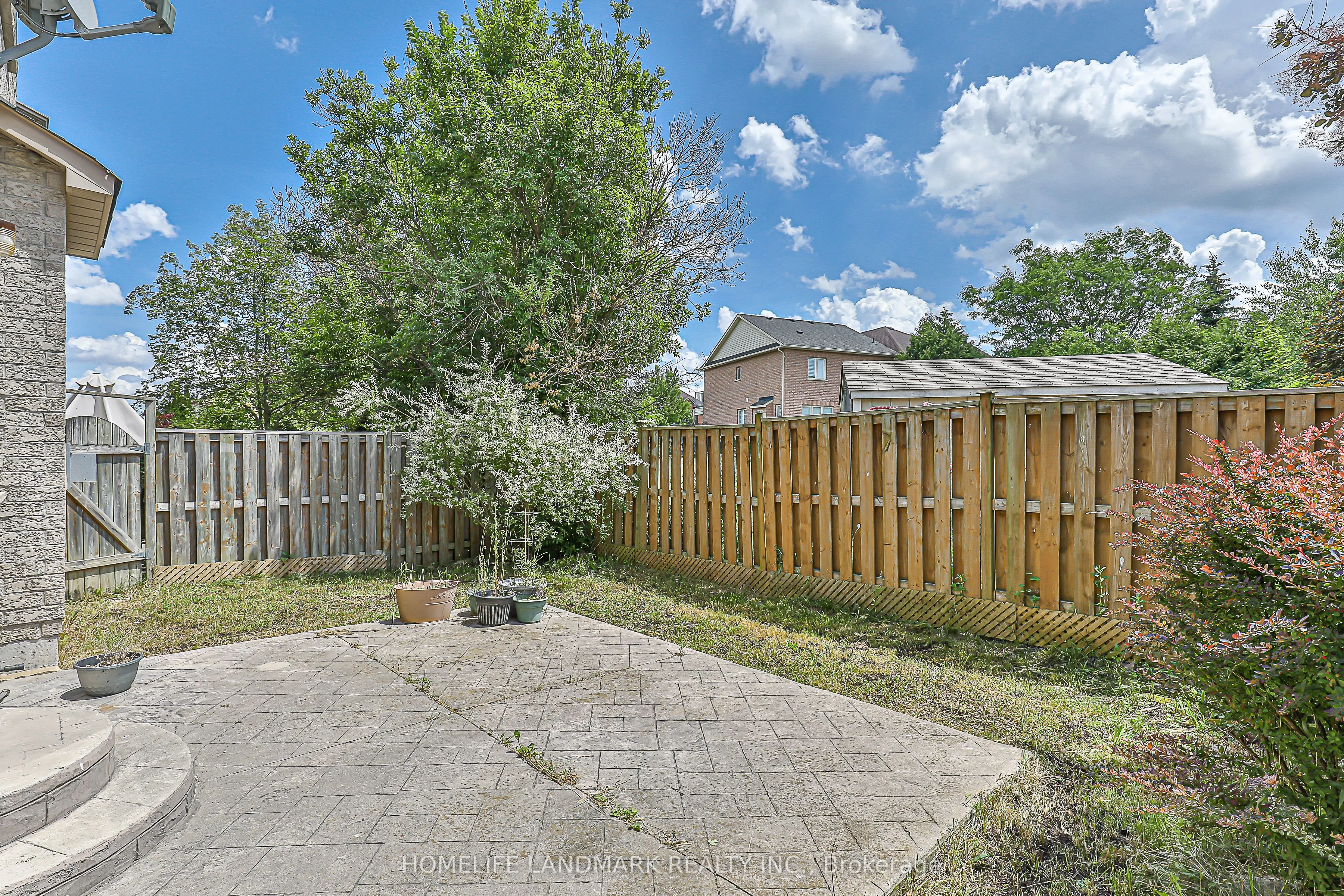 9 Longwood Avenue