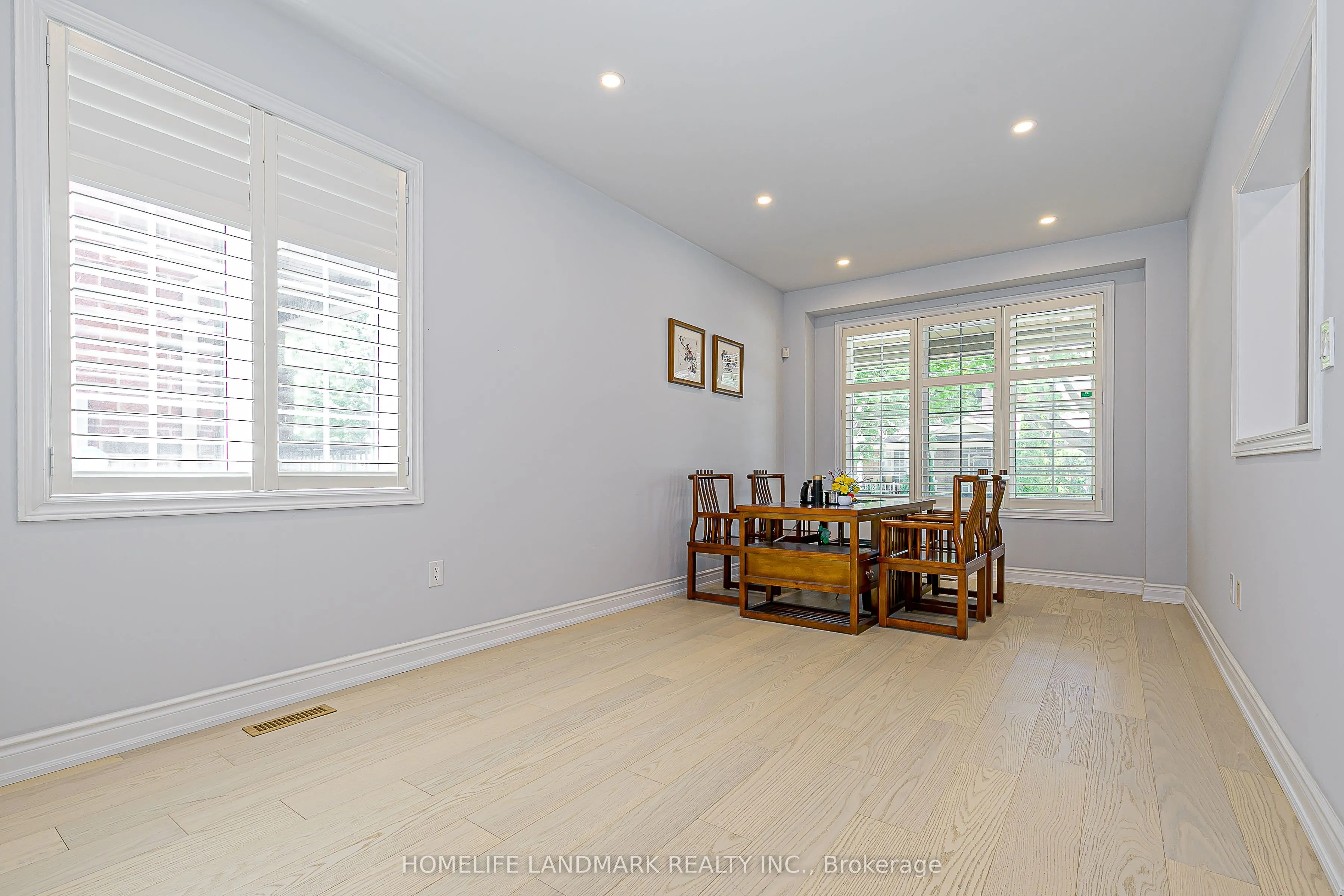 9 Longwood Avenue