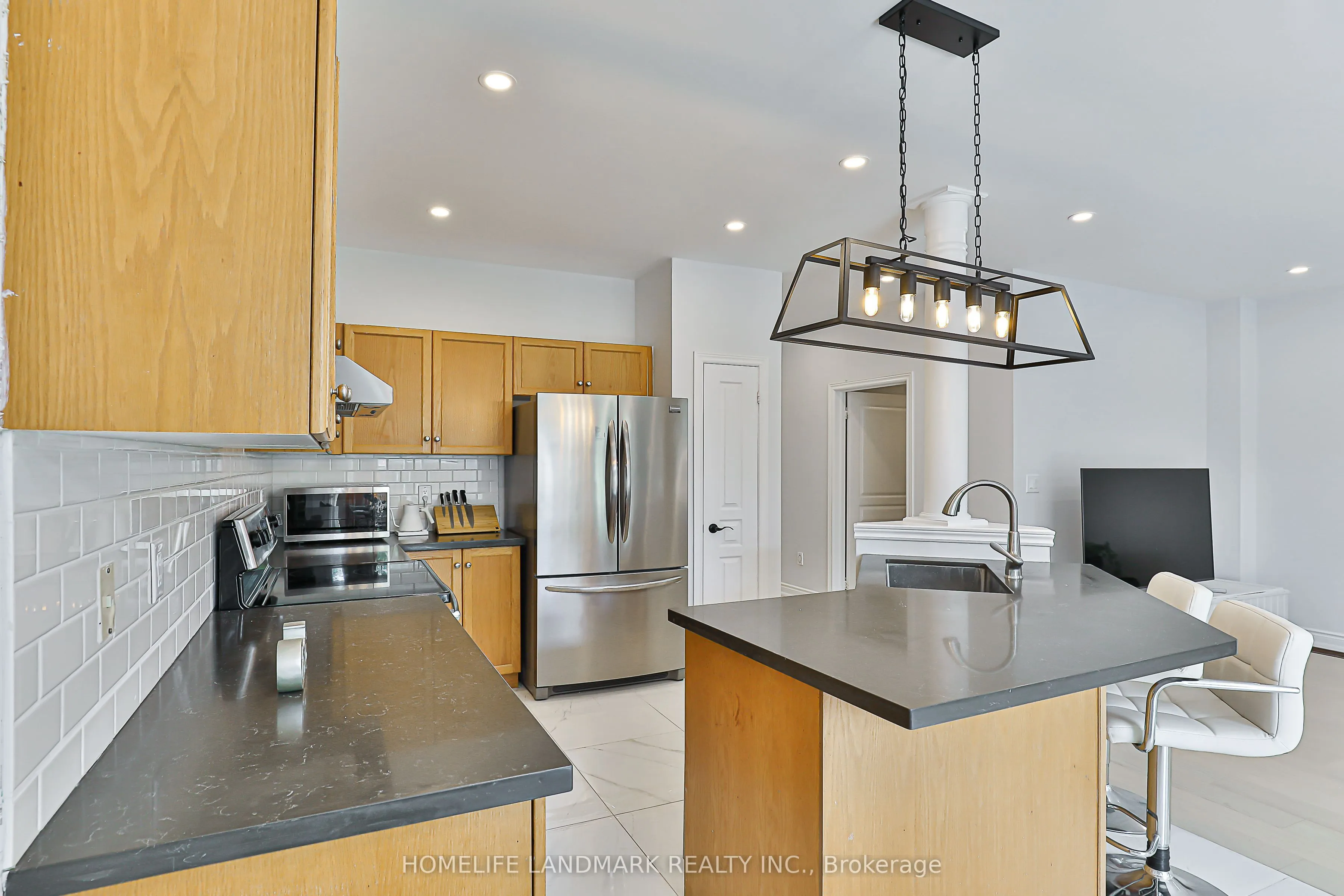 9 Longwood Avenue