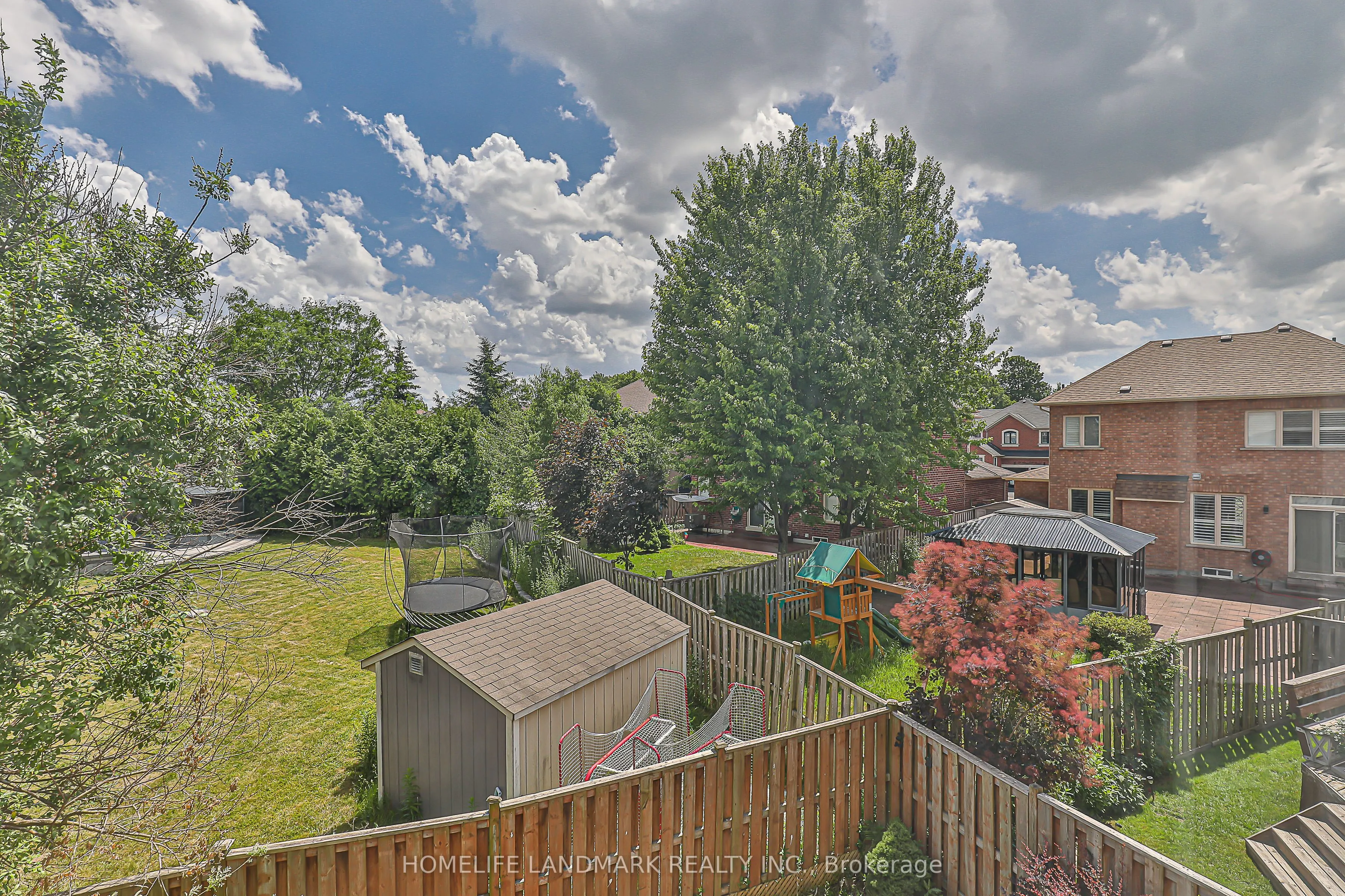 9 Longwood Avenue