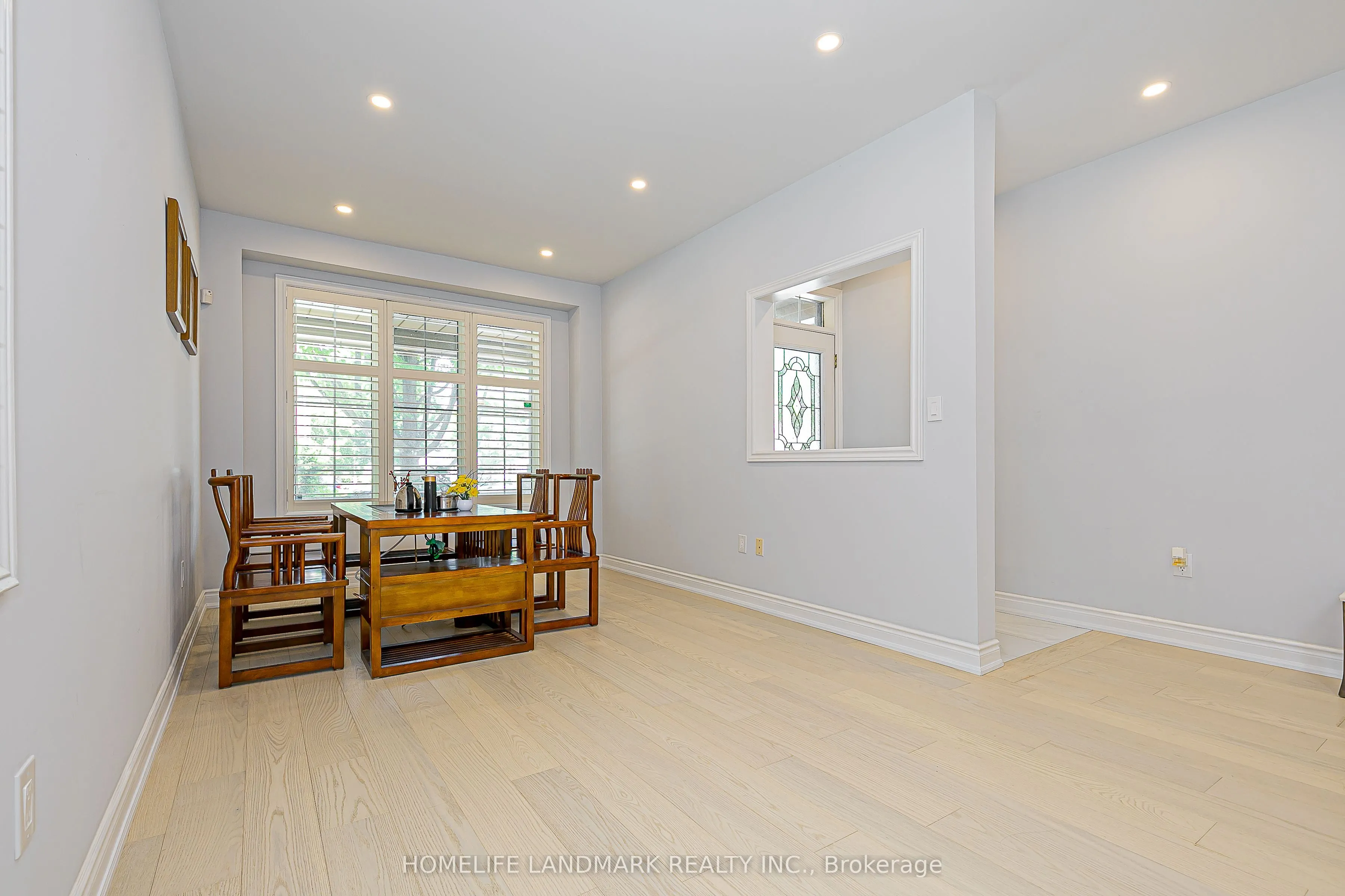 9 Longwood Avenue