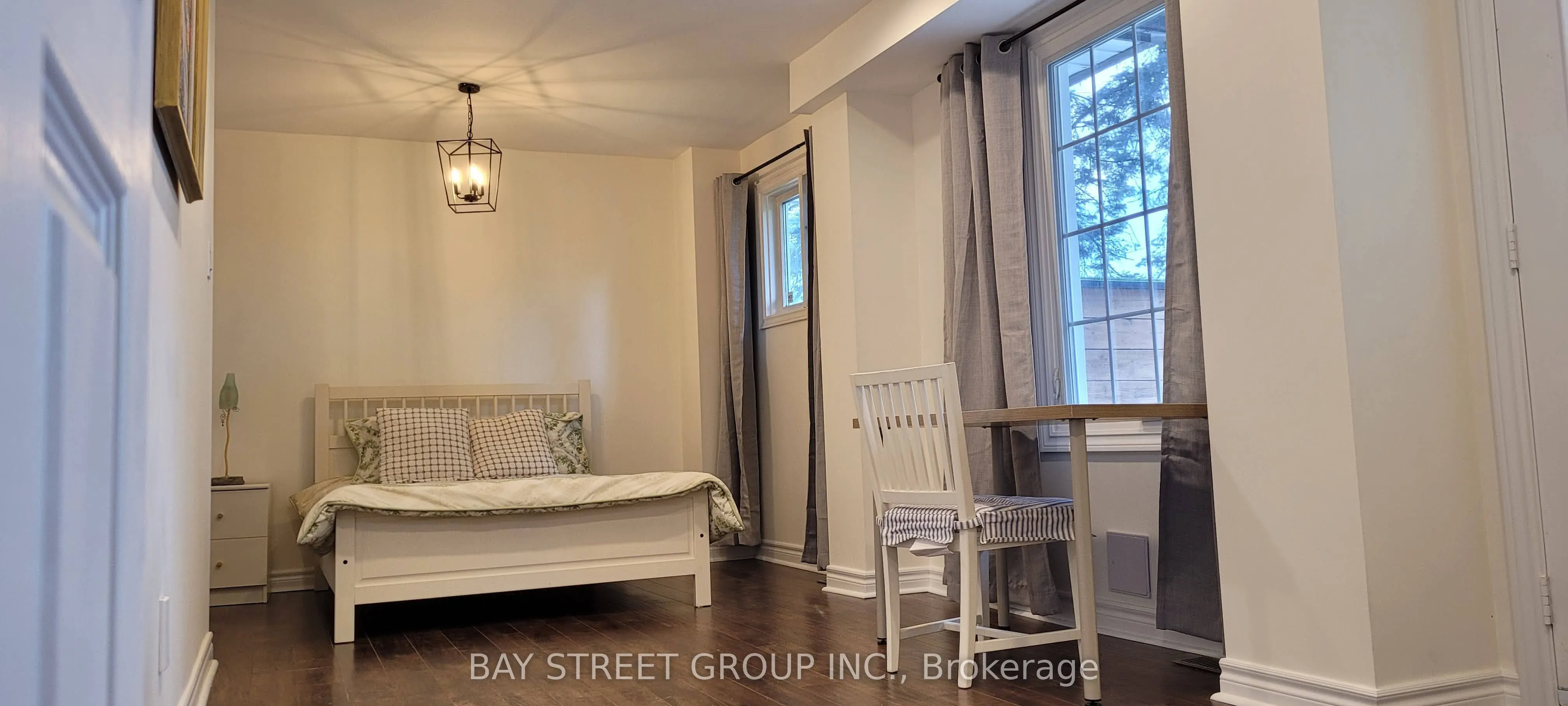 7 Maple Crescent