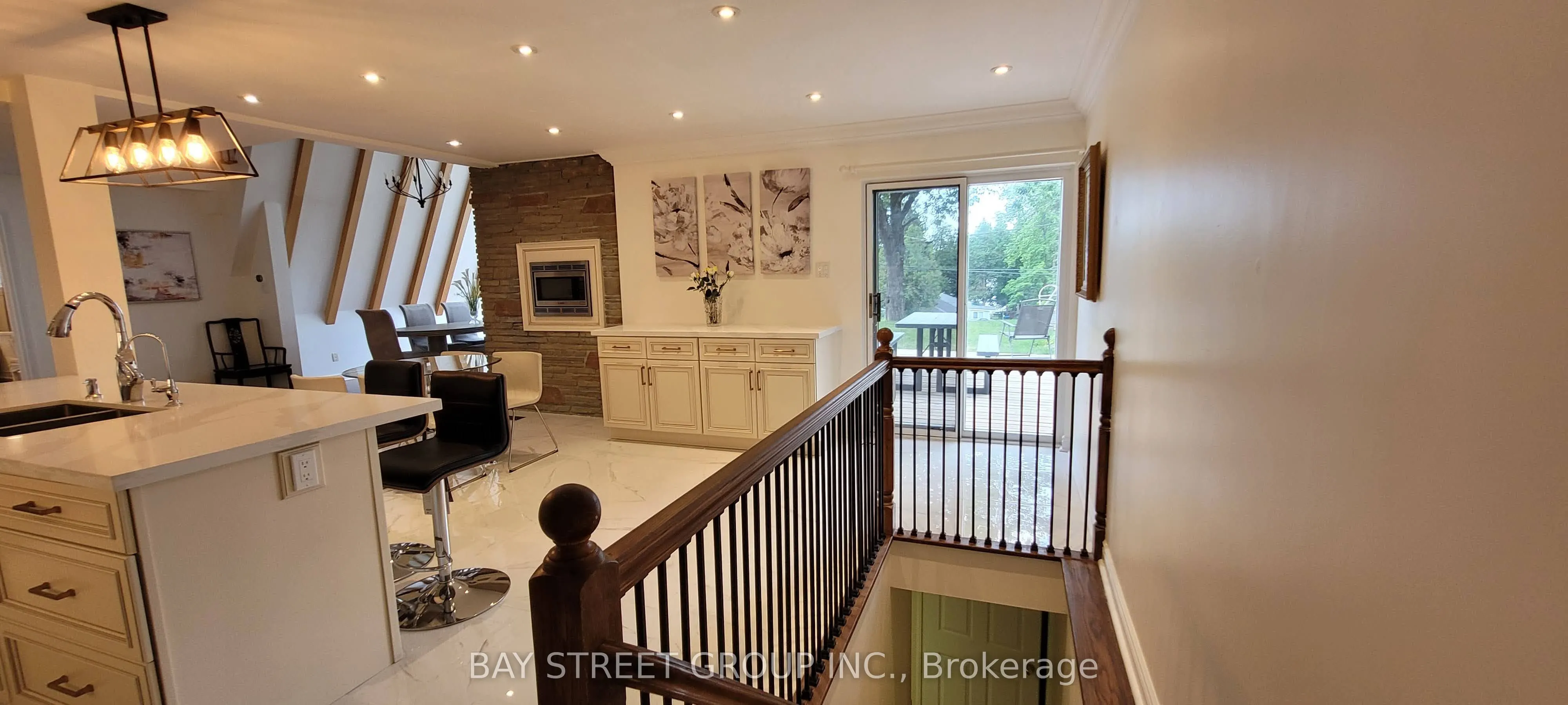 7 Maple Crescent